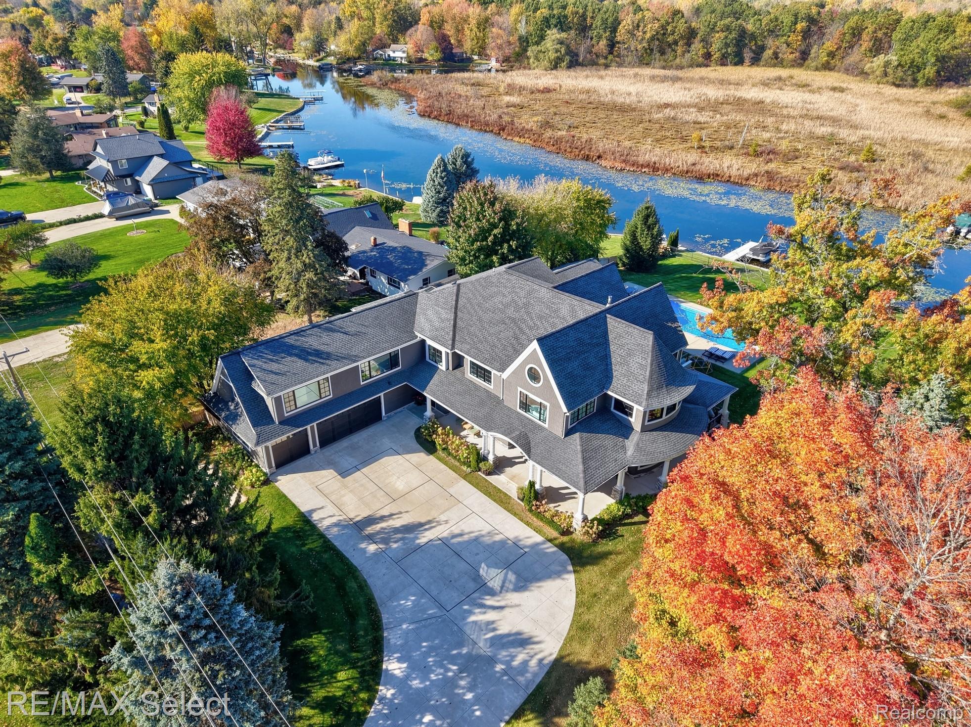 2368 Grove Park RD