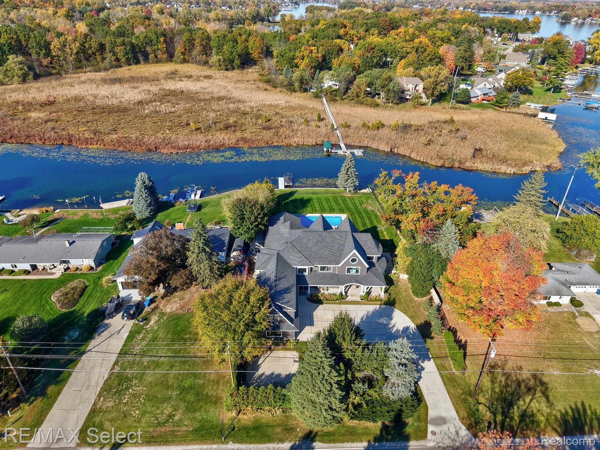 2368 Grove Park RD
