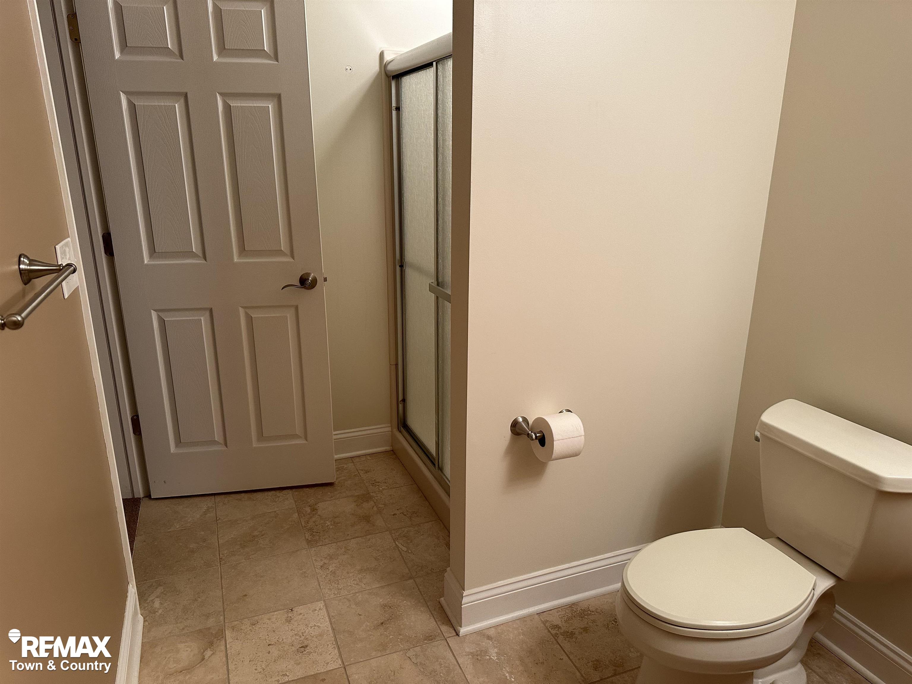 7495 Falling Leaf Court