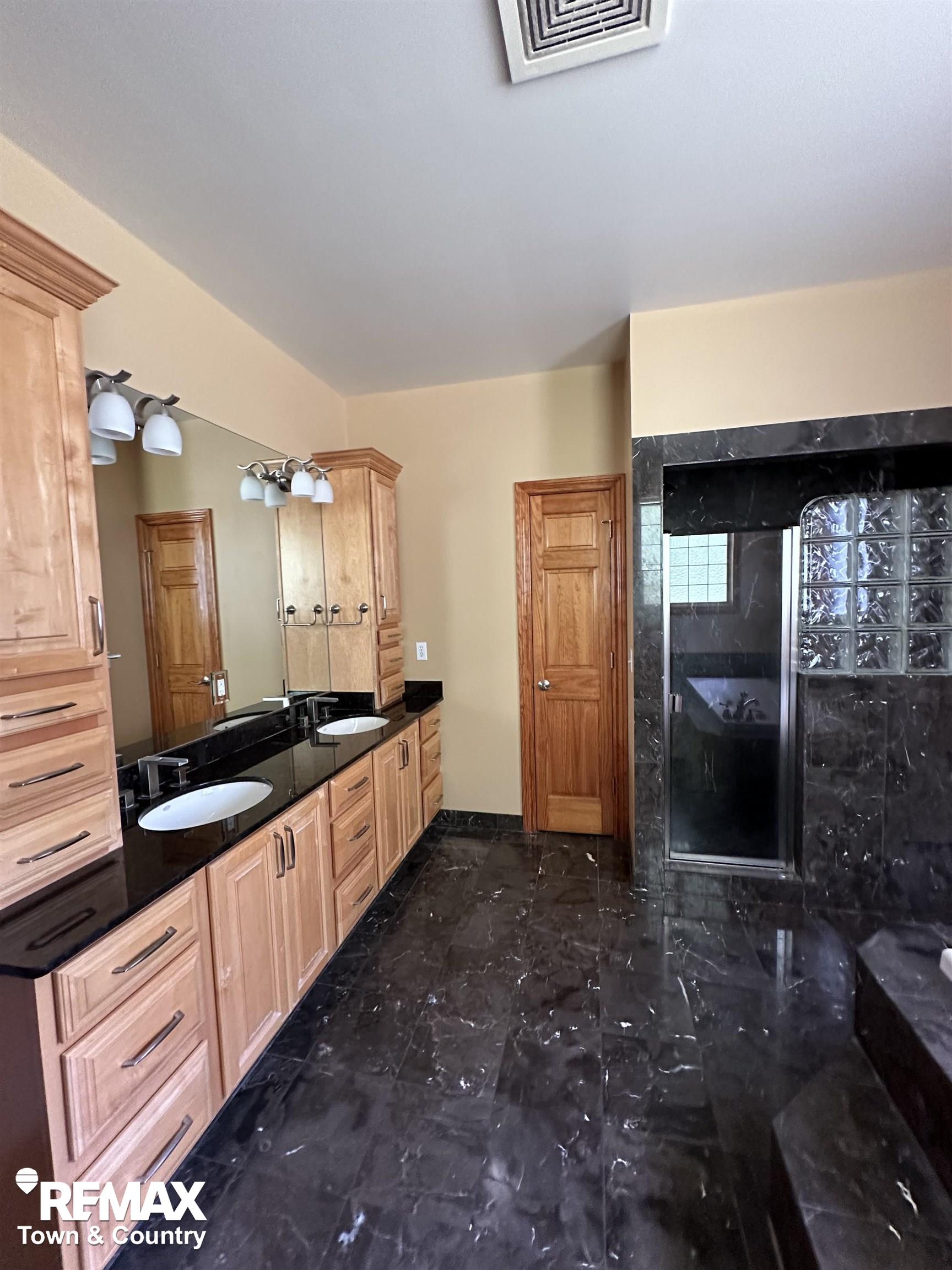 7495 Falling Leaf Court