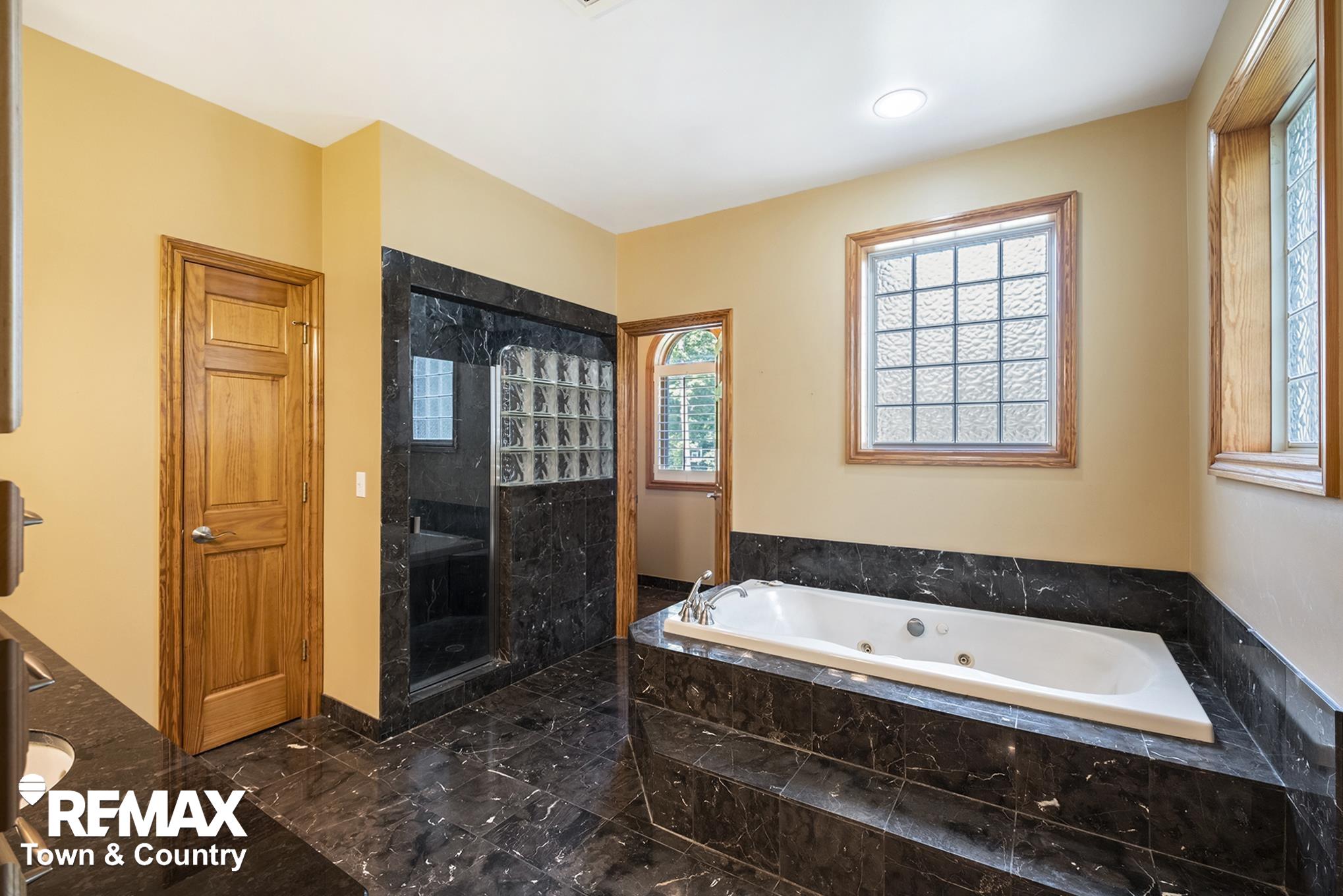 7495 Falling Leaf Court