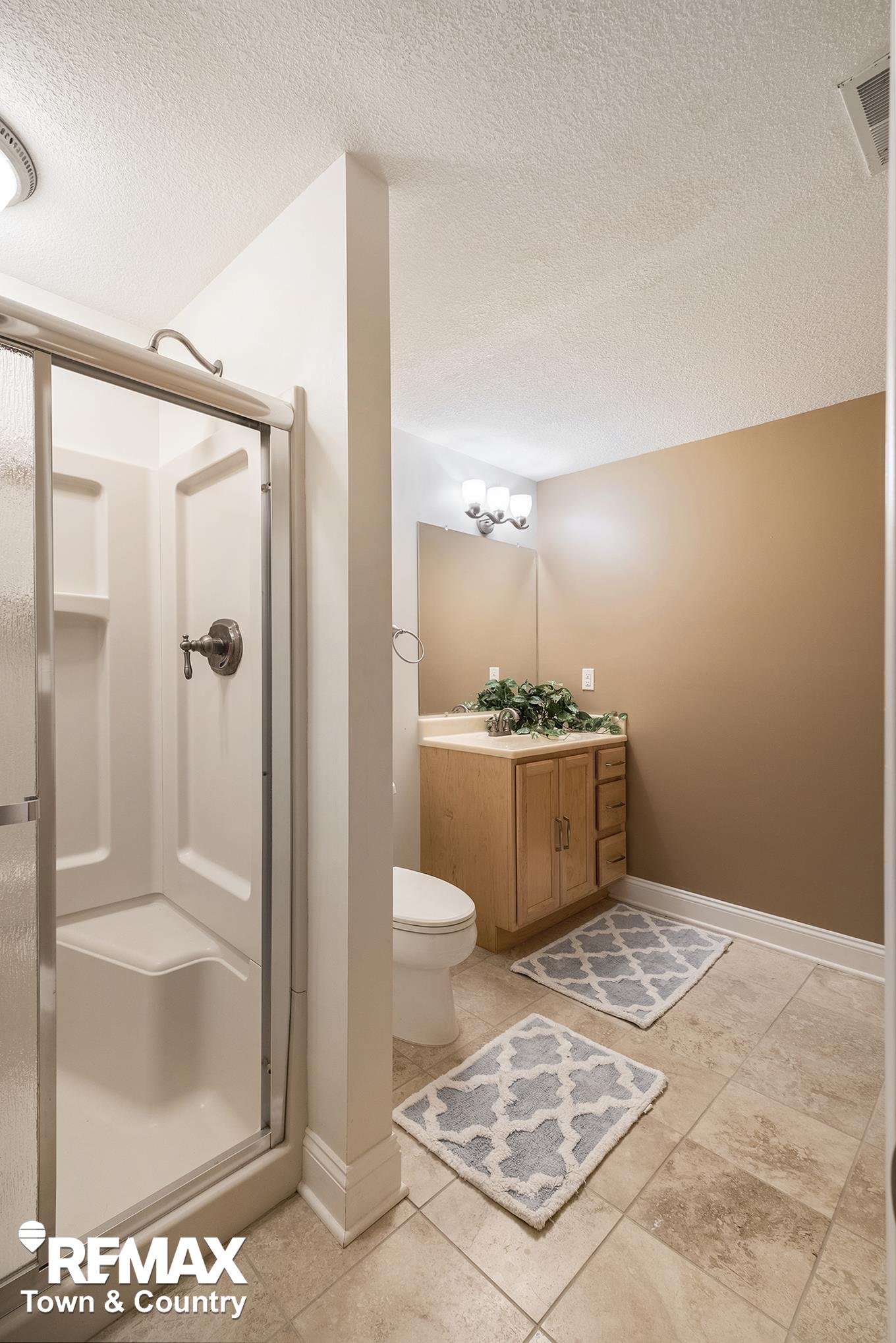 7495 Falling Leaf Court