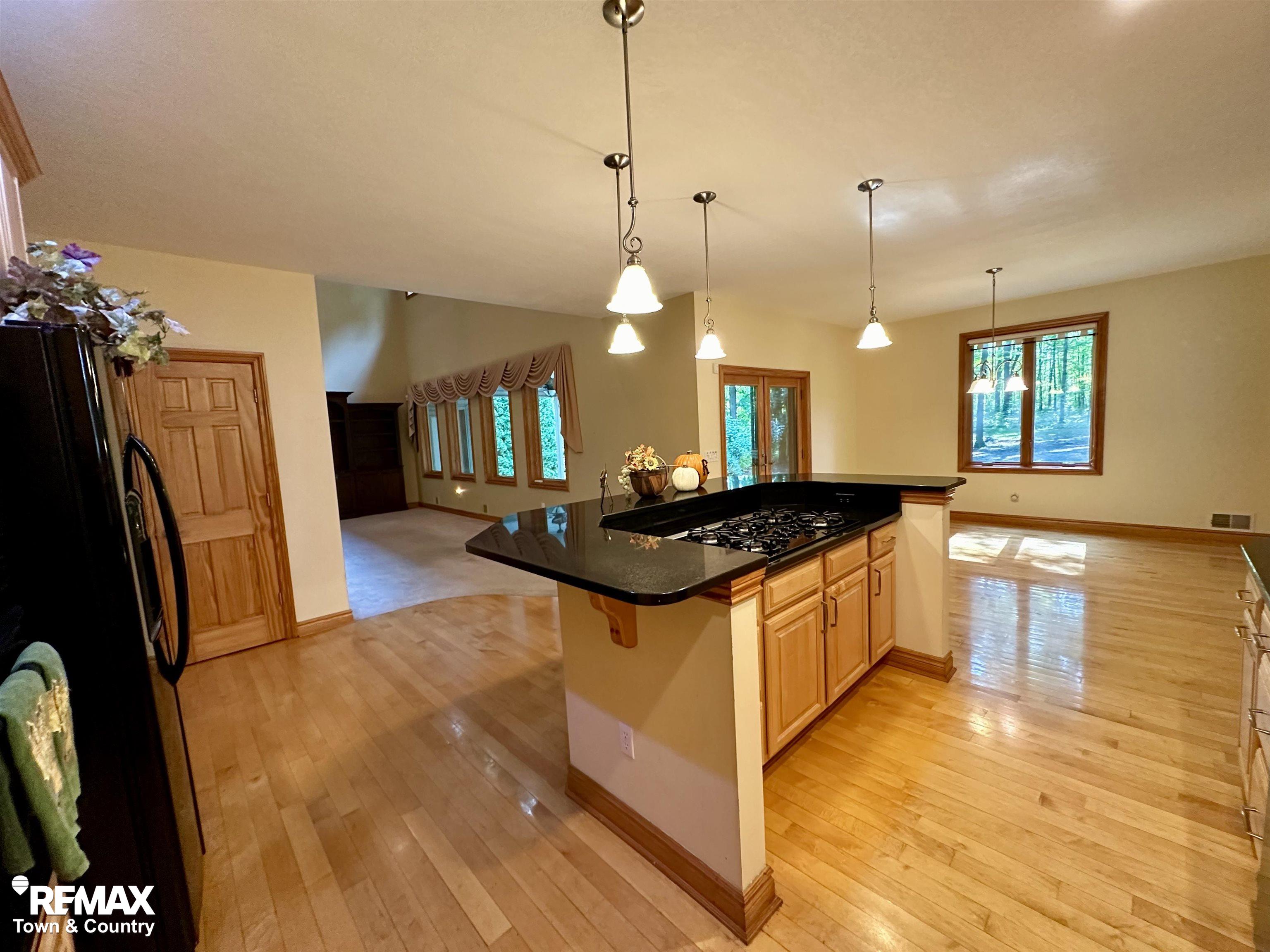 7495 Falling Leaf Court