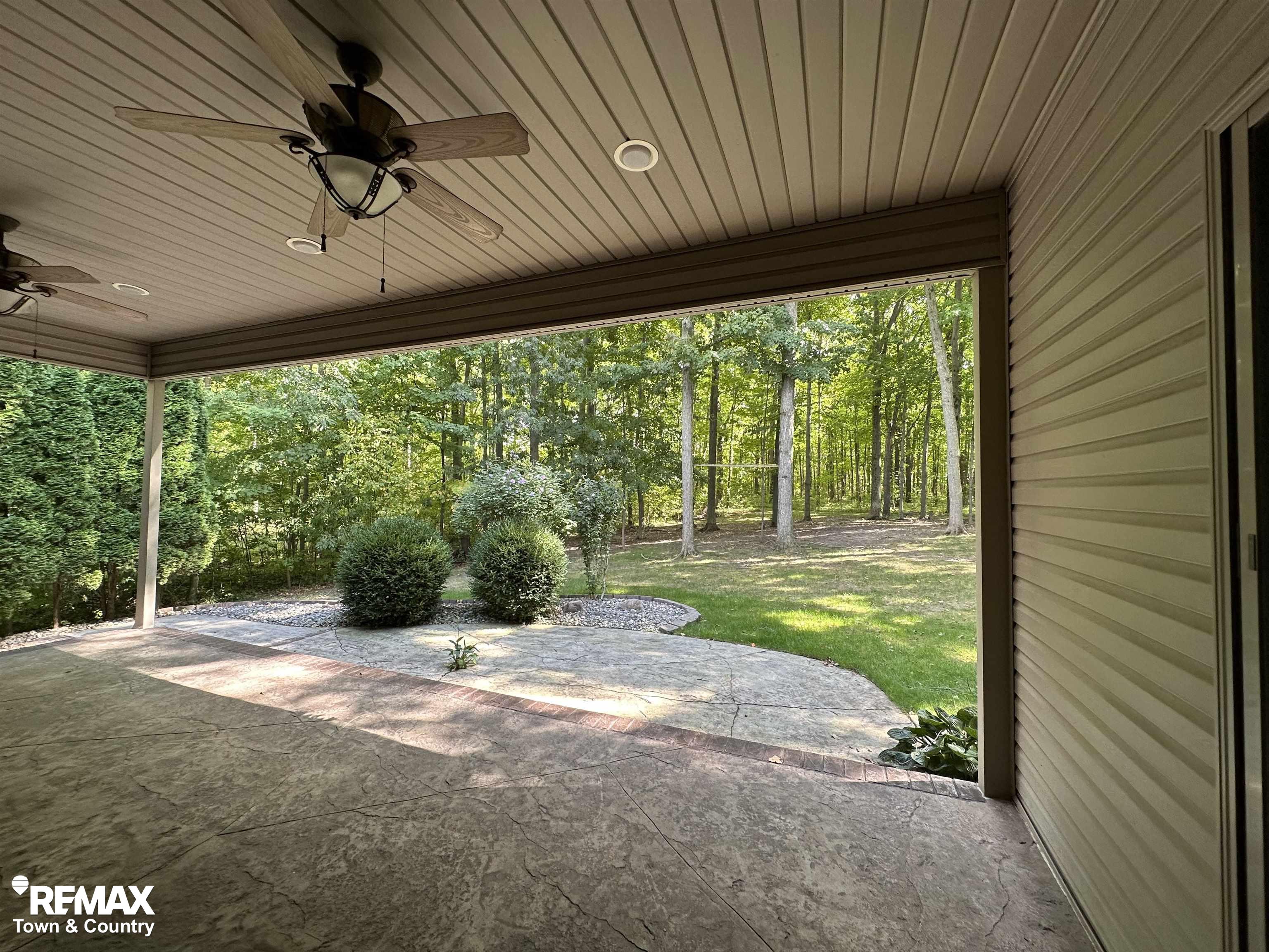 7495 Falling Leaf Court