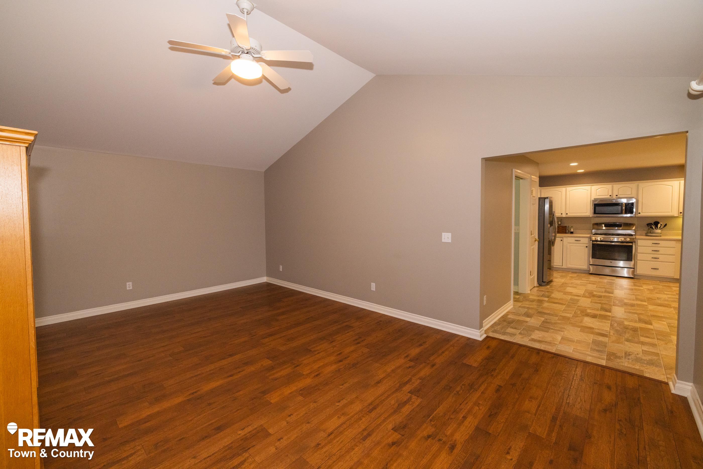 166 Beacon Point Parkway