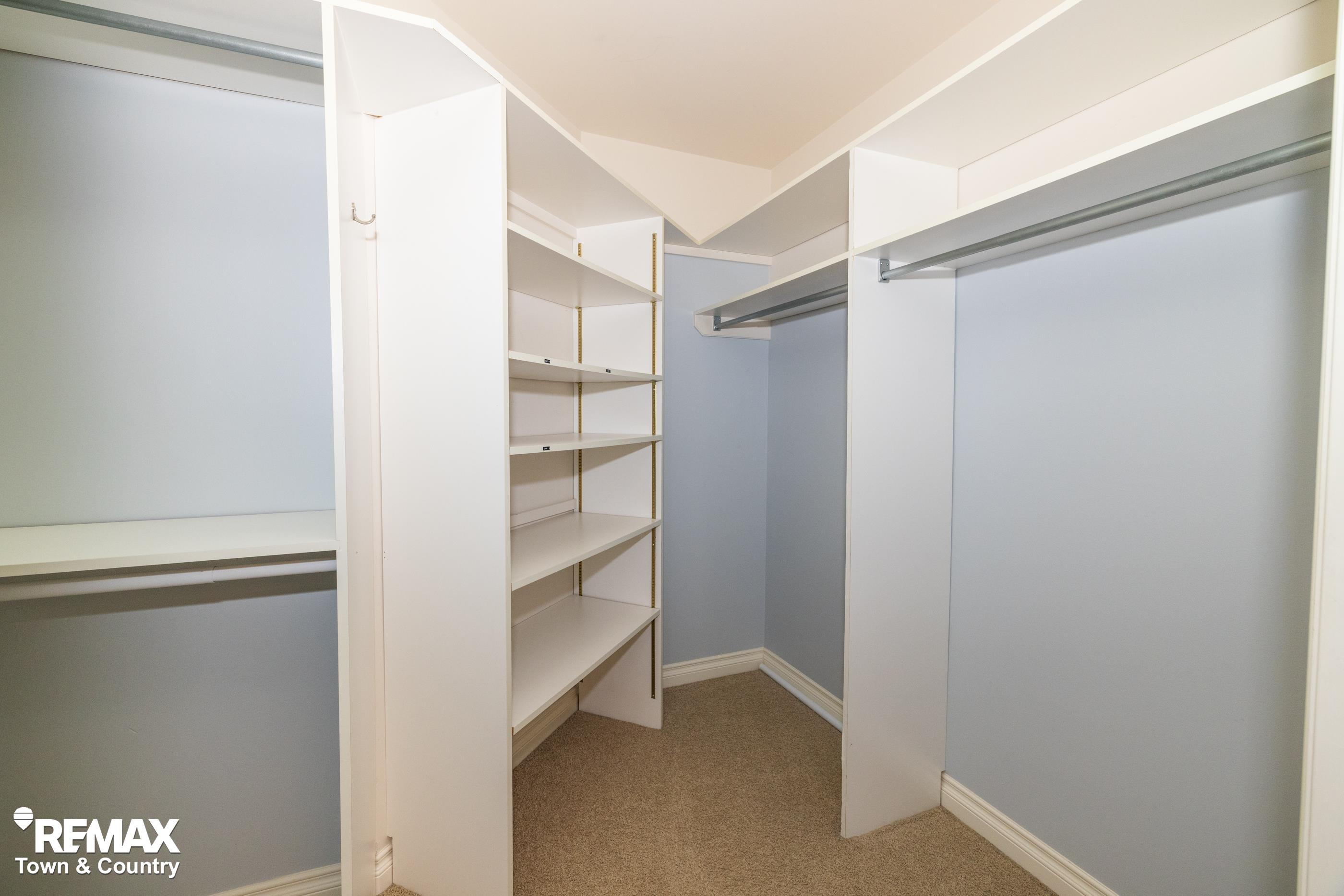 166 Beacon Point Parkway
