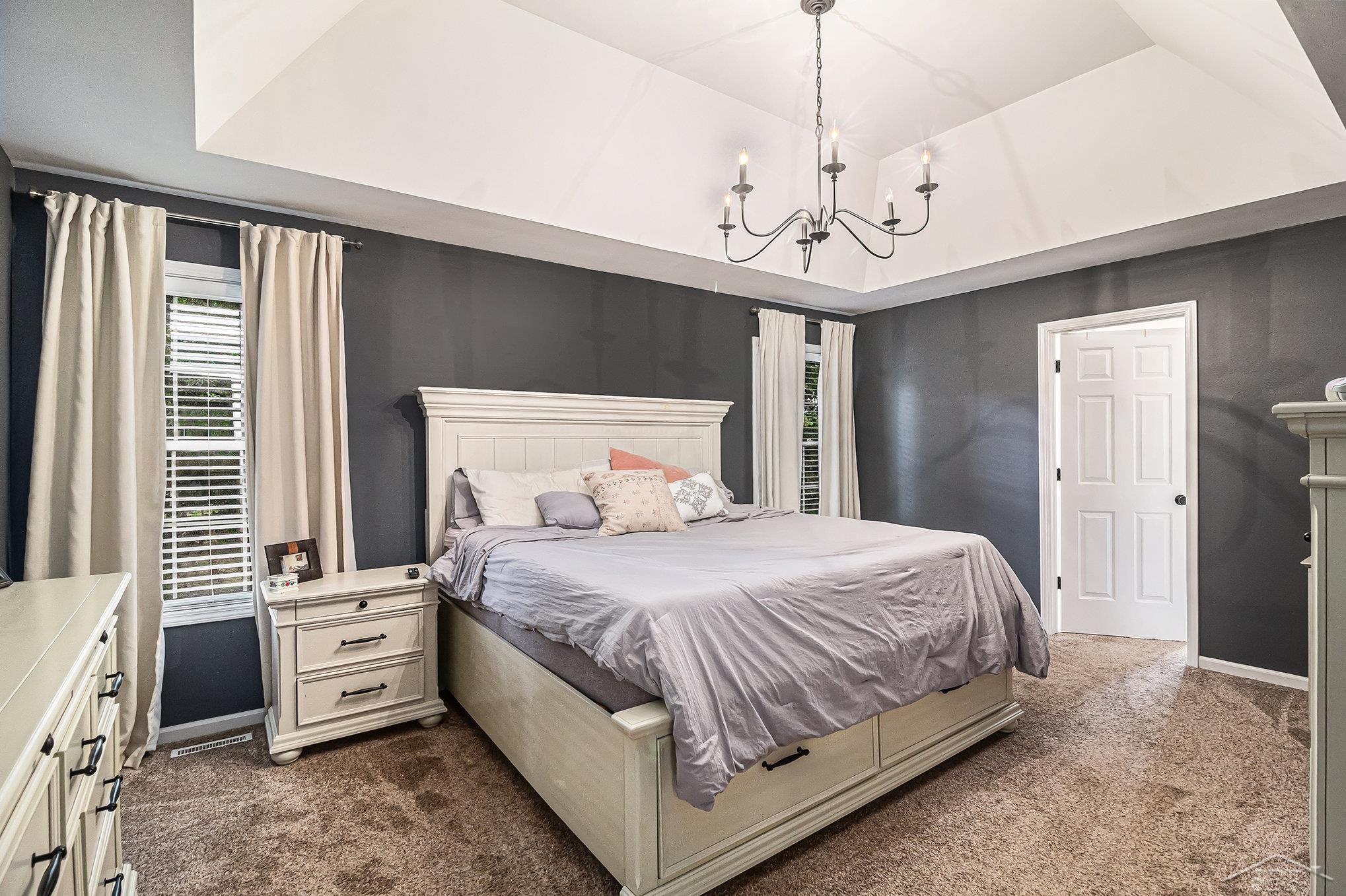 10386 Edgewood Drive