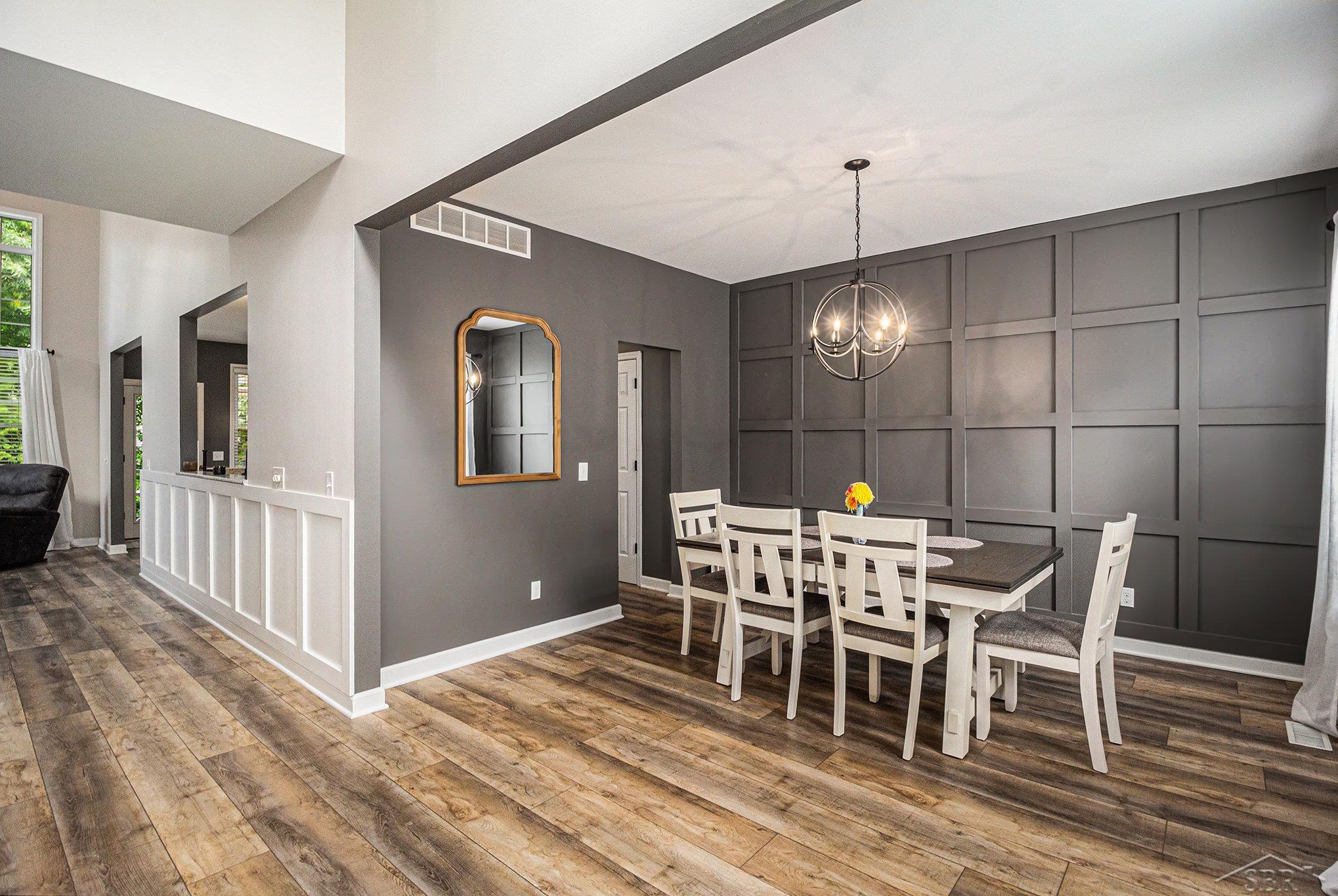 10386 Edgewood Drive