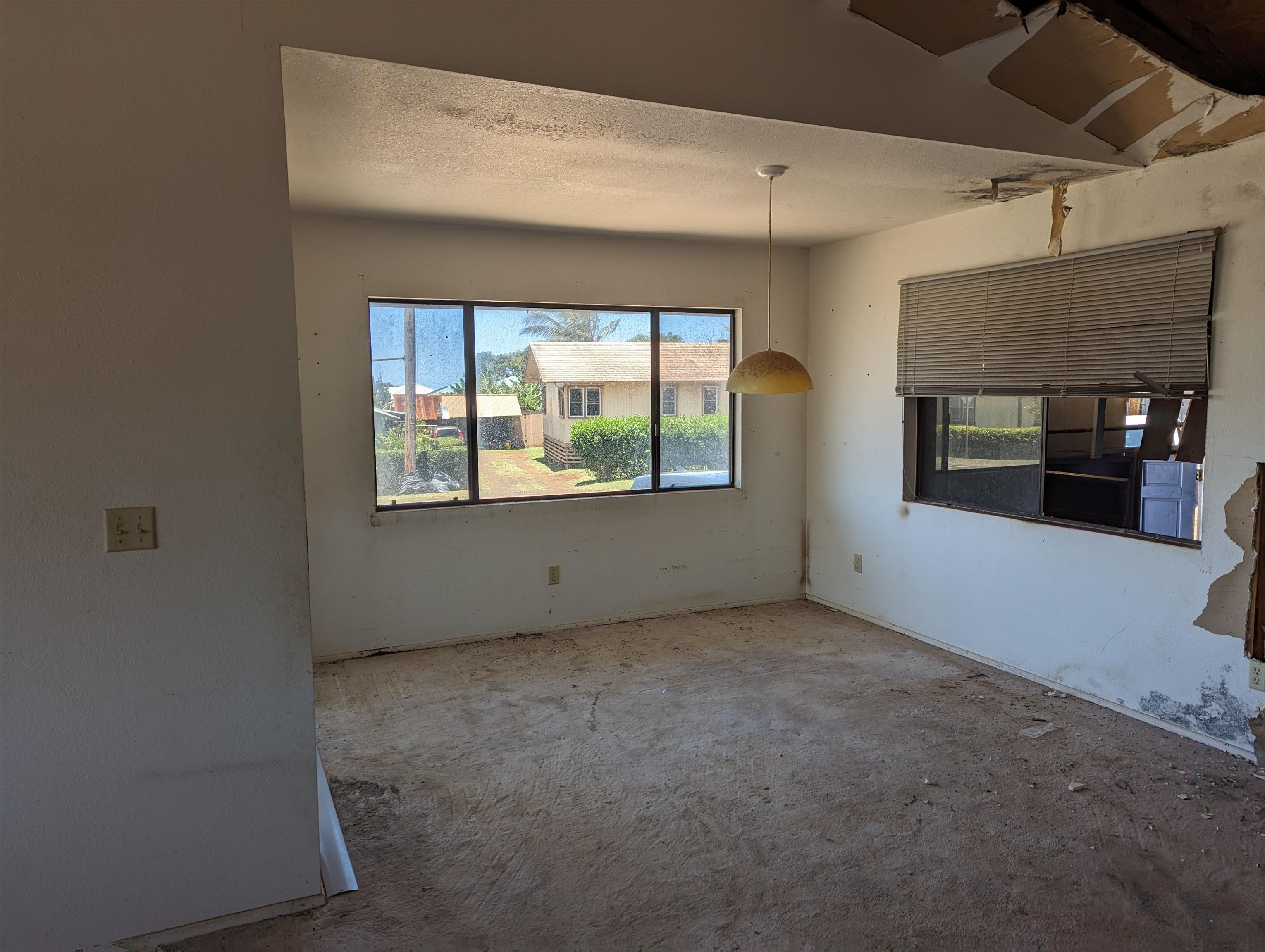280 Caldwell Ave