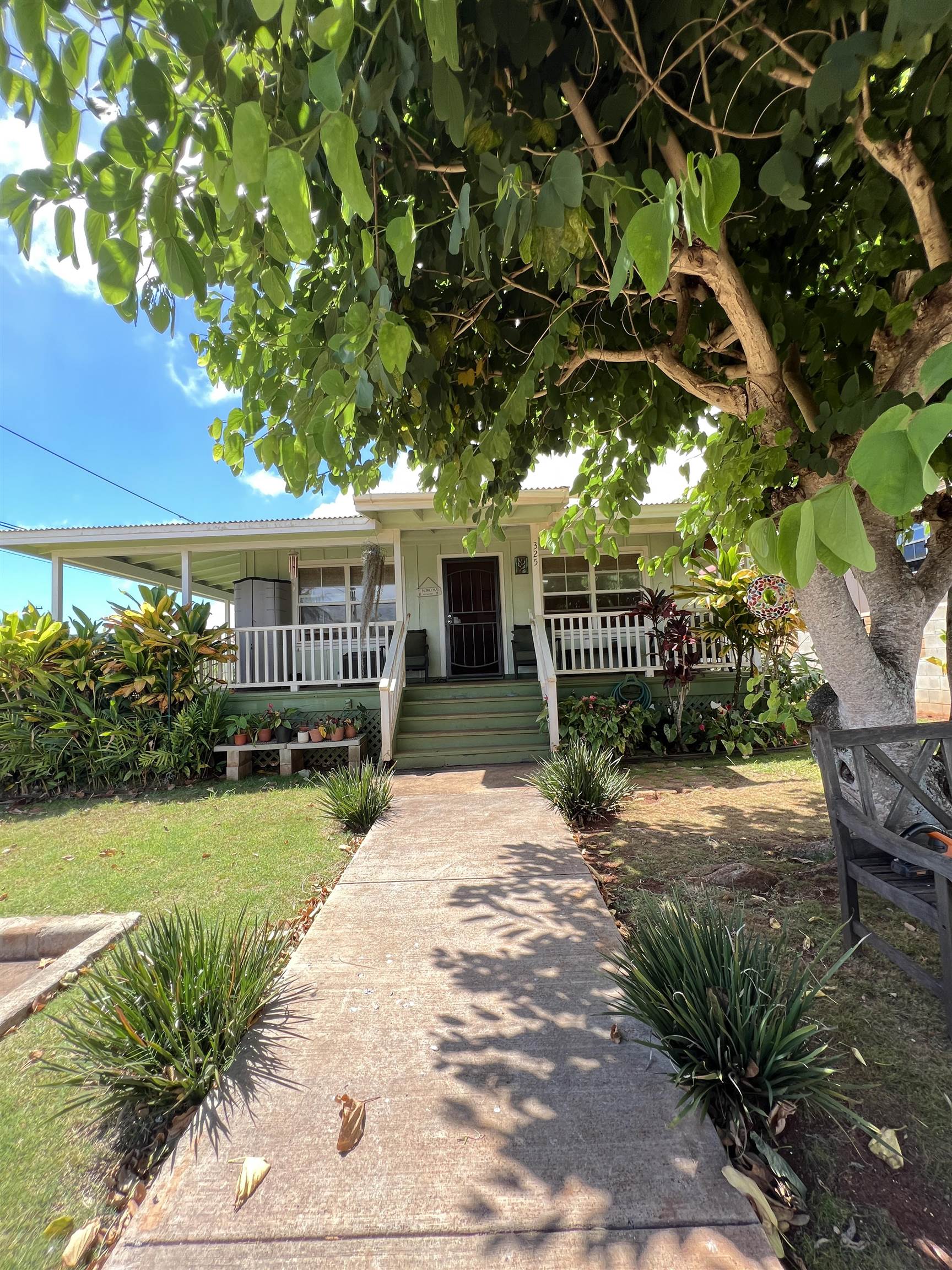 325 Thirteenth St