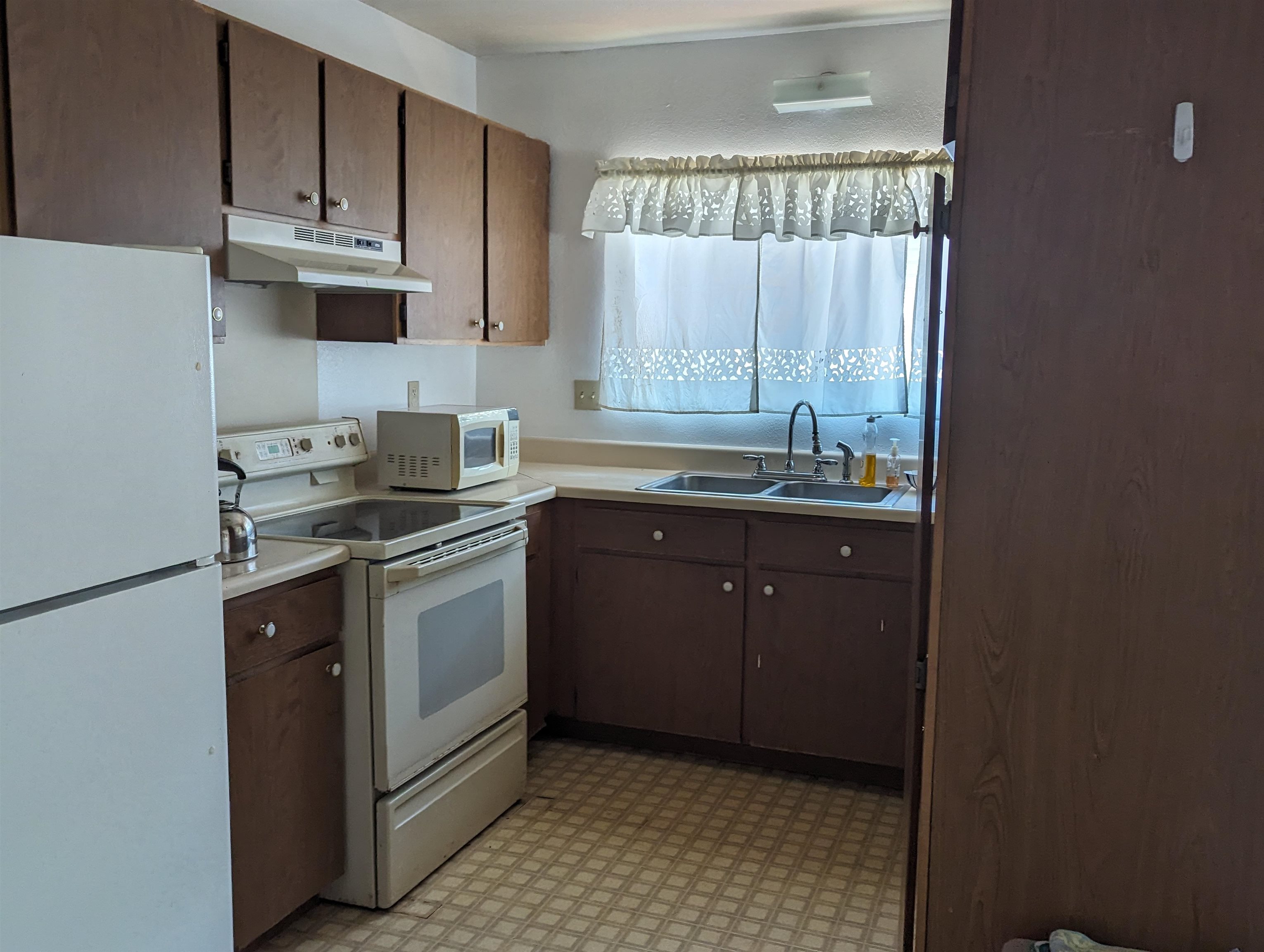 1525 Pakali St