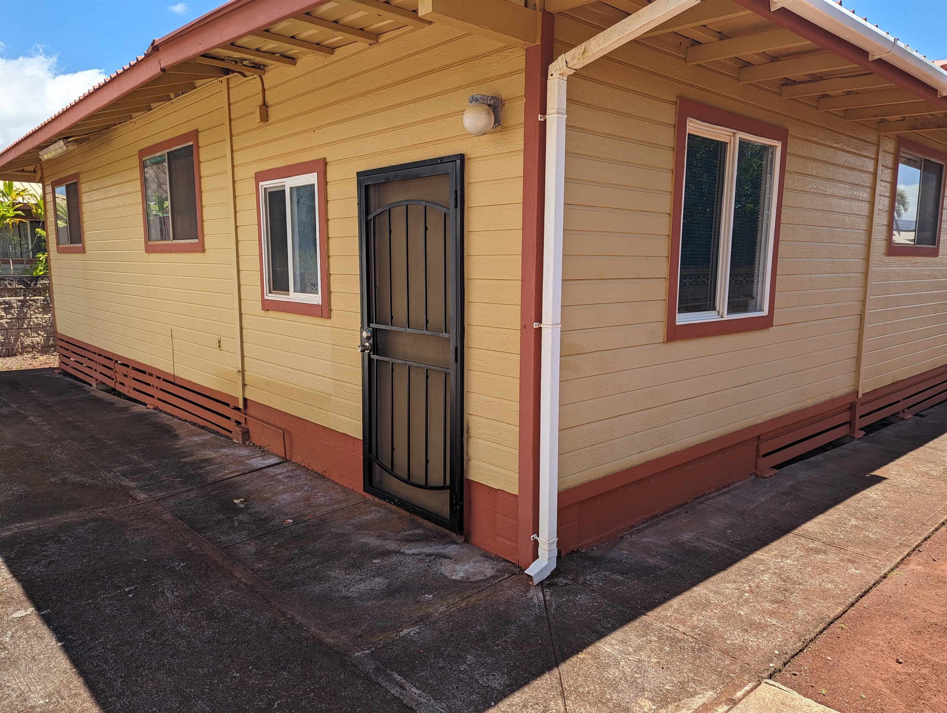 1525 Pakali St
