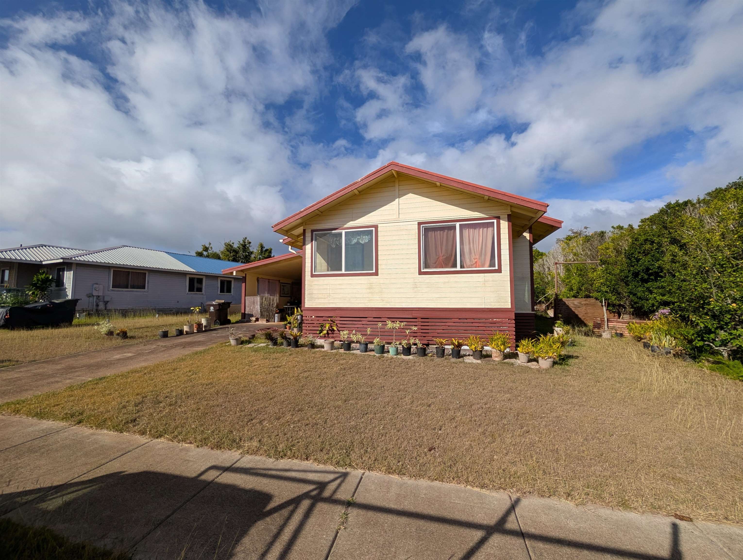 337 Ahakea St