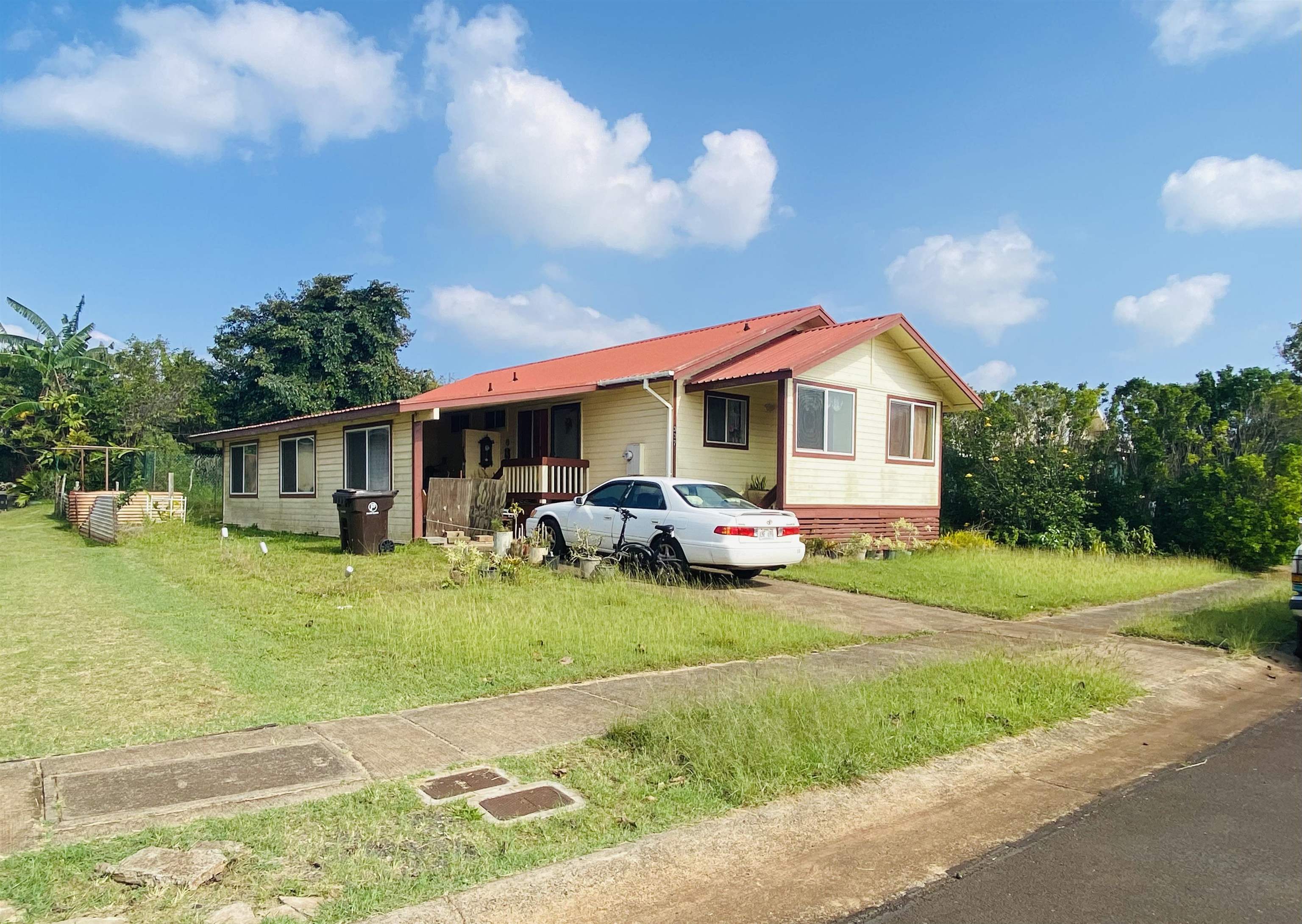 337 Ahakea St