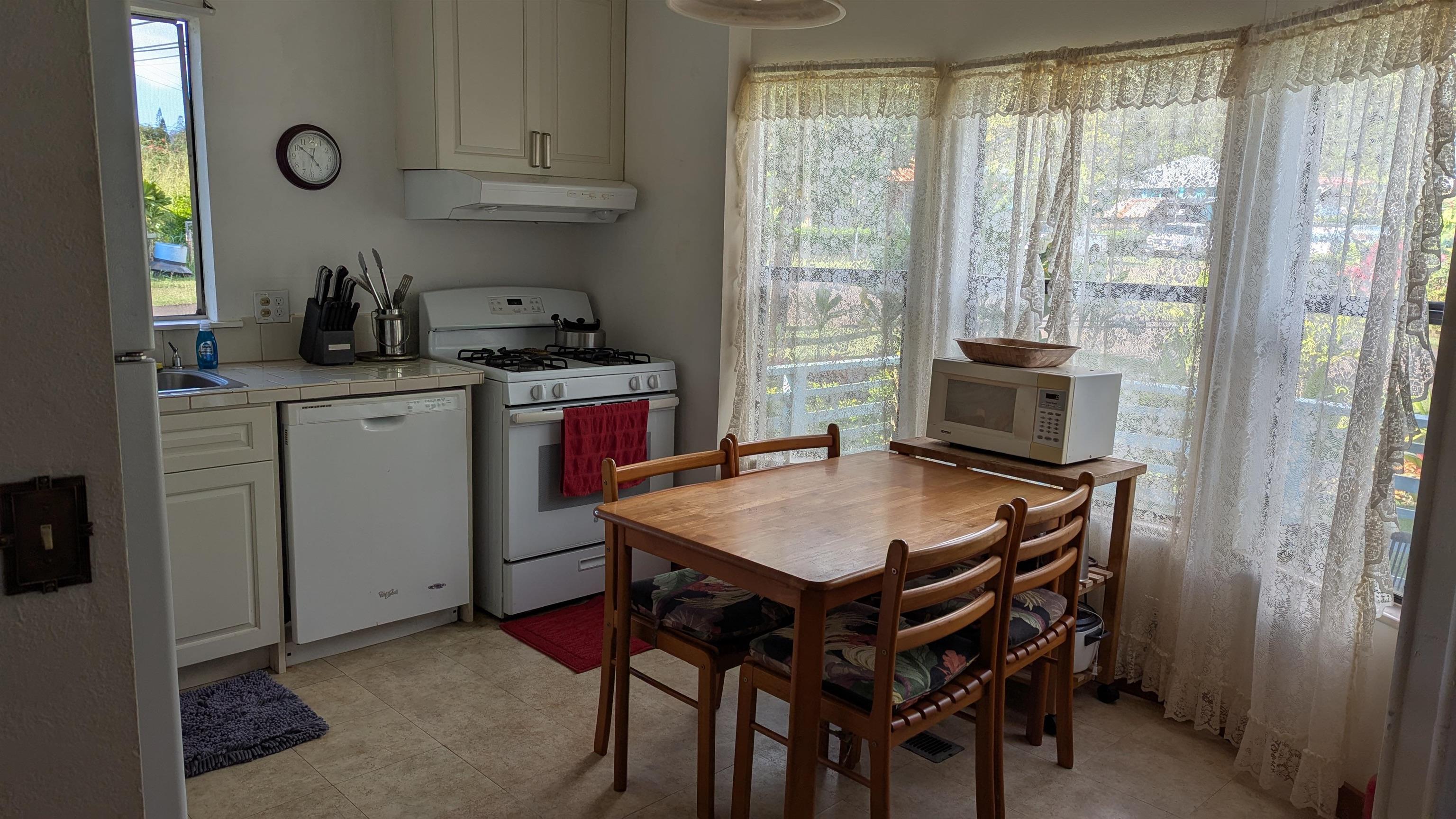 405 Lanai Ave