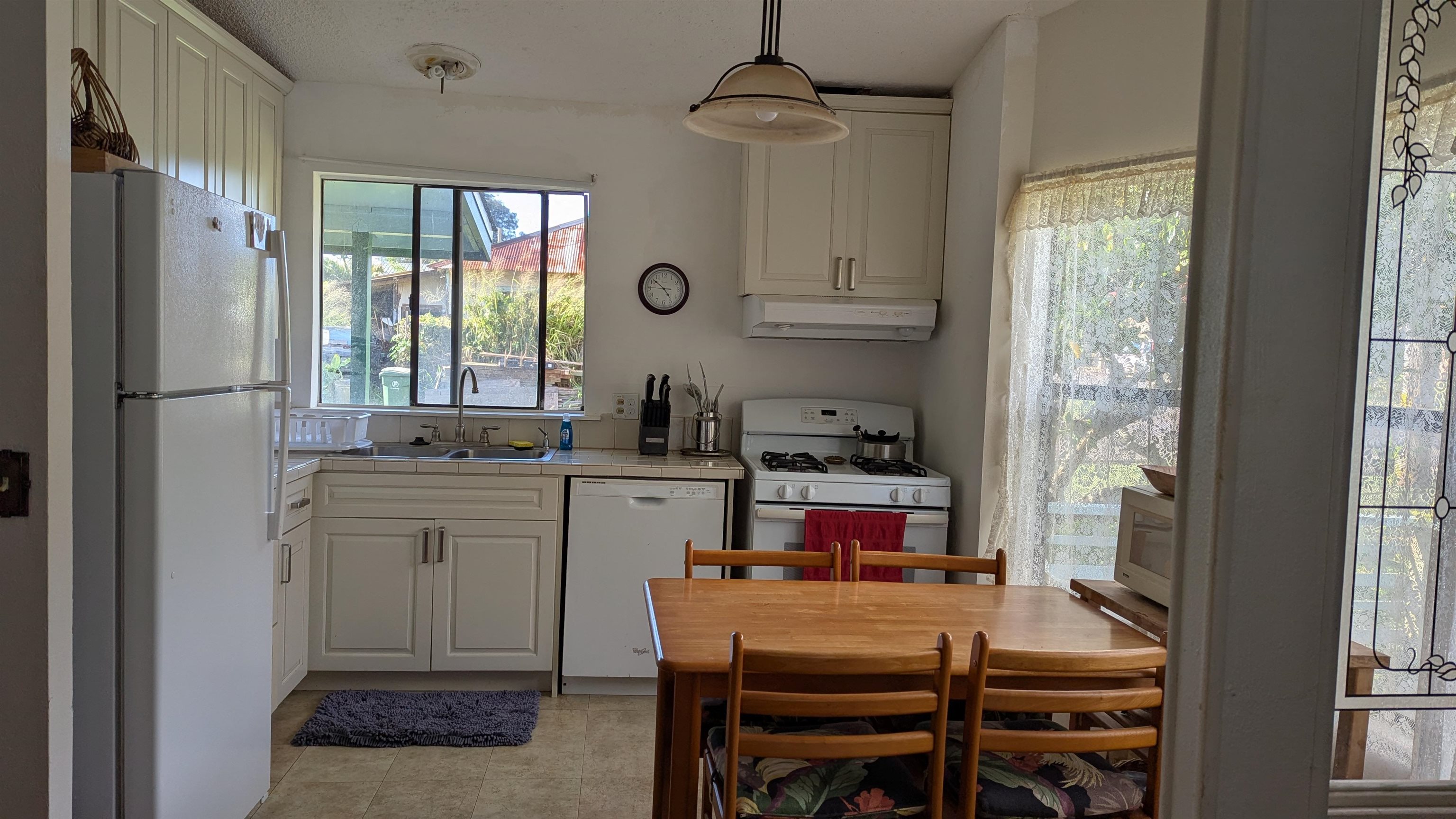 405 Lanai Ave