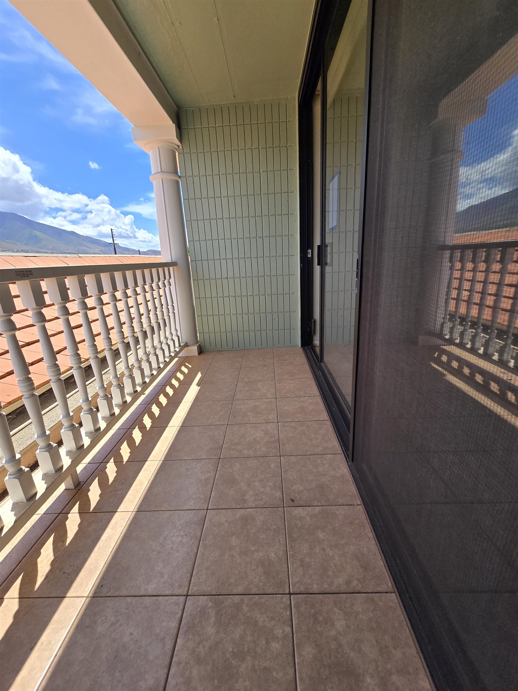 475 Front St Unit: 220