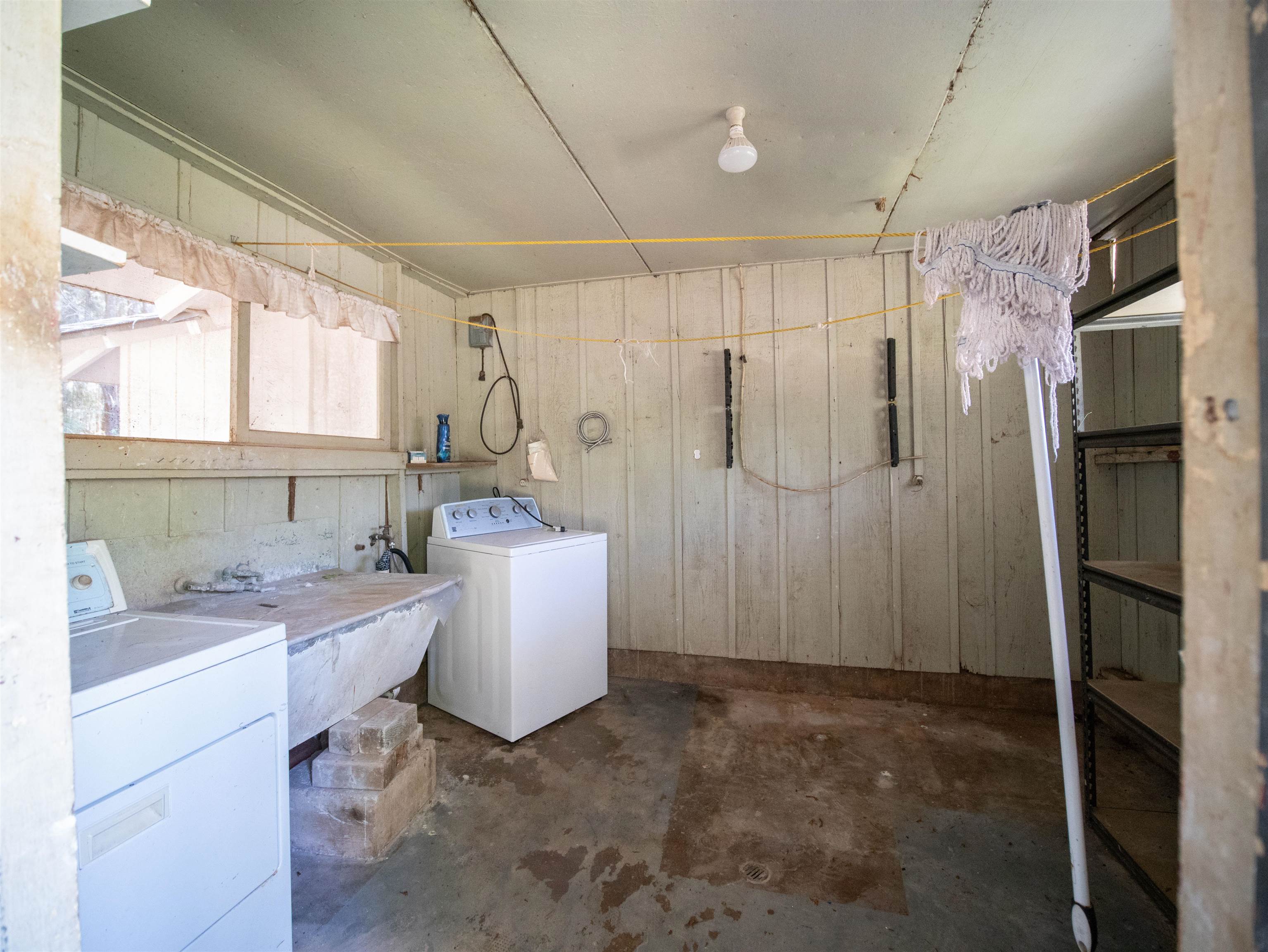 437 Hau Dr