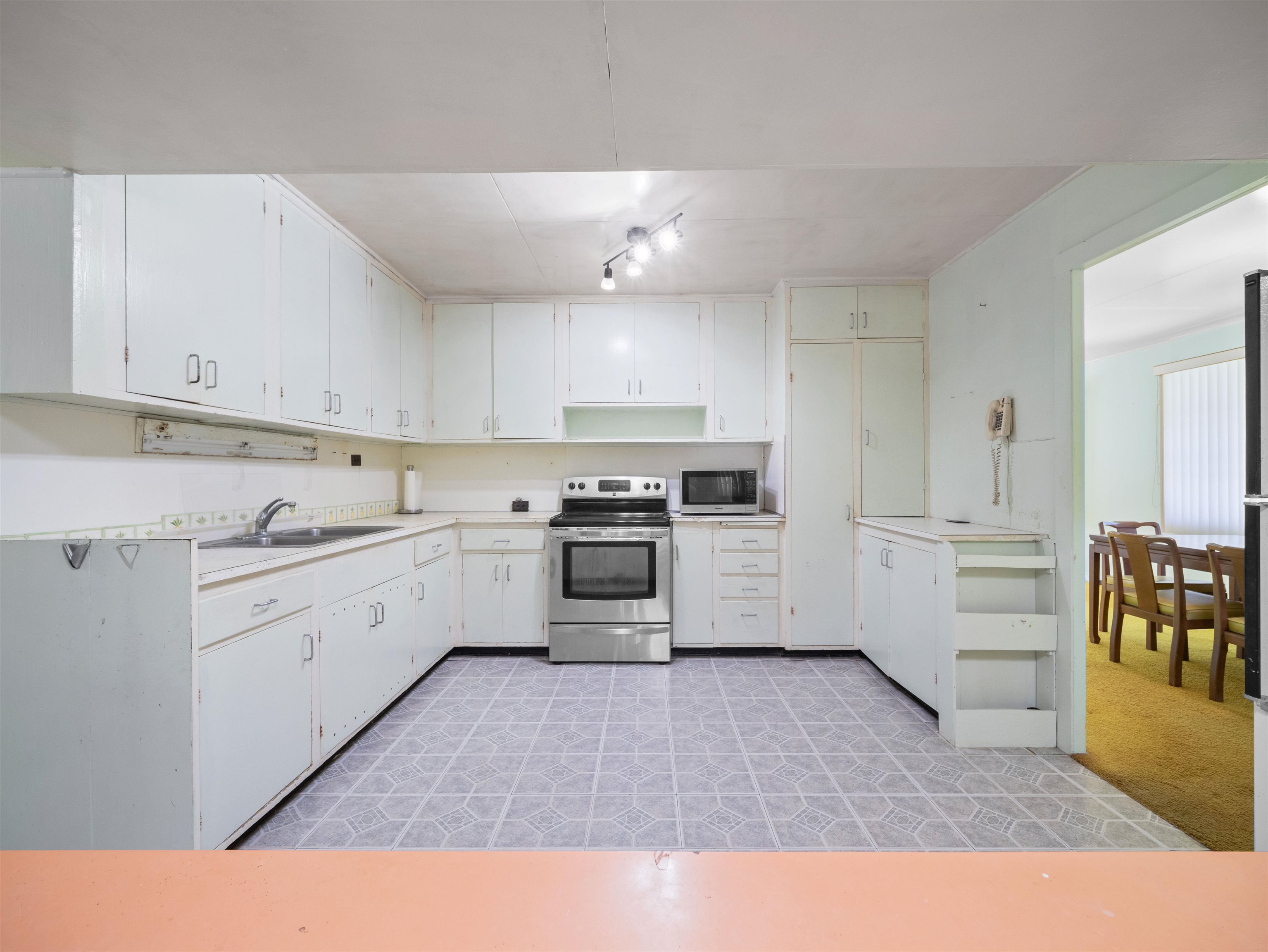 437 Hau Dr