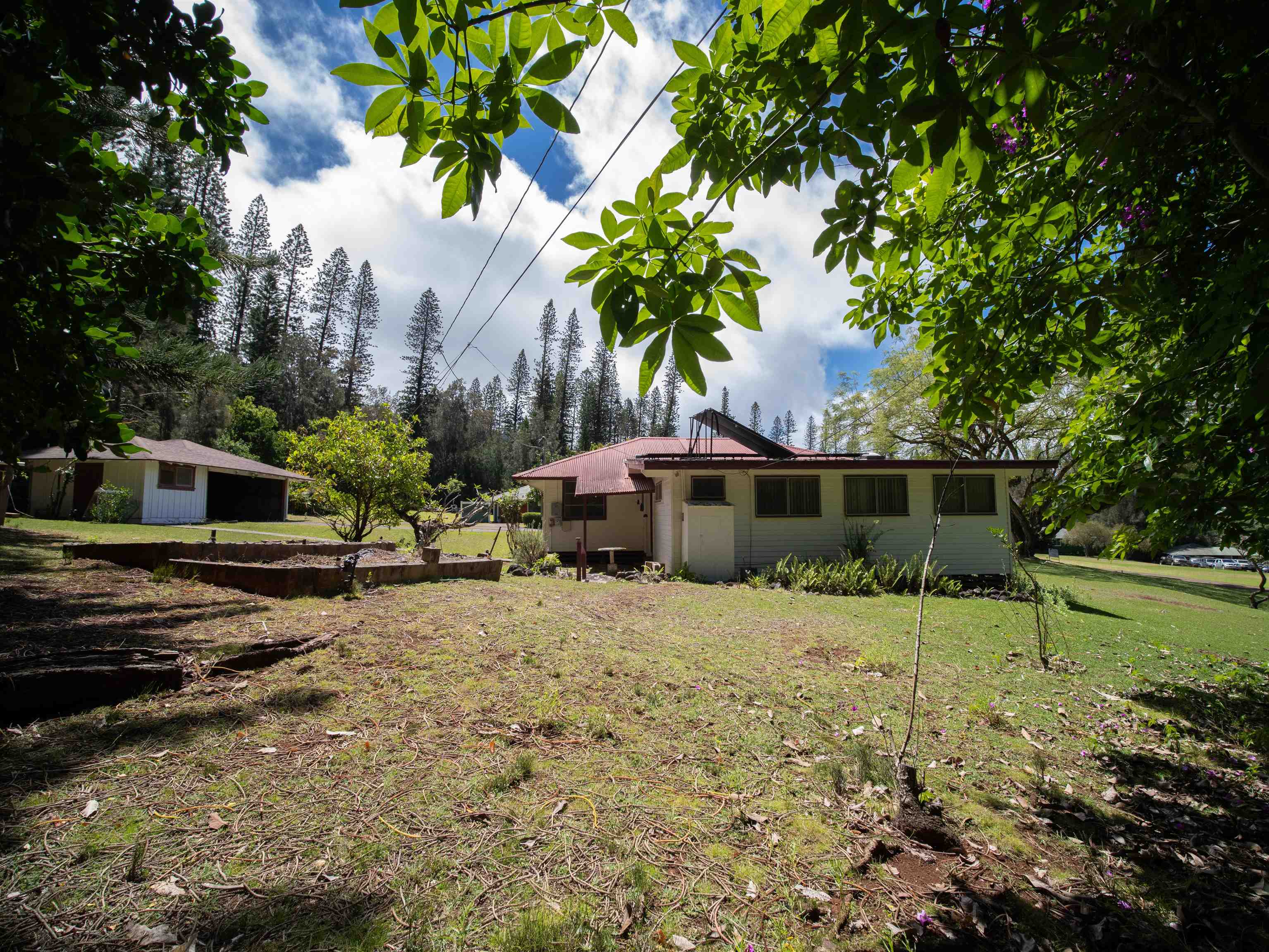 437 Hau Dr