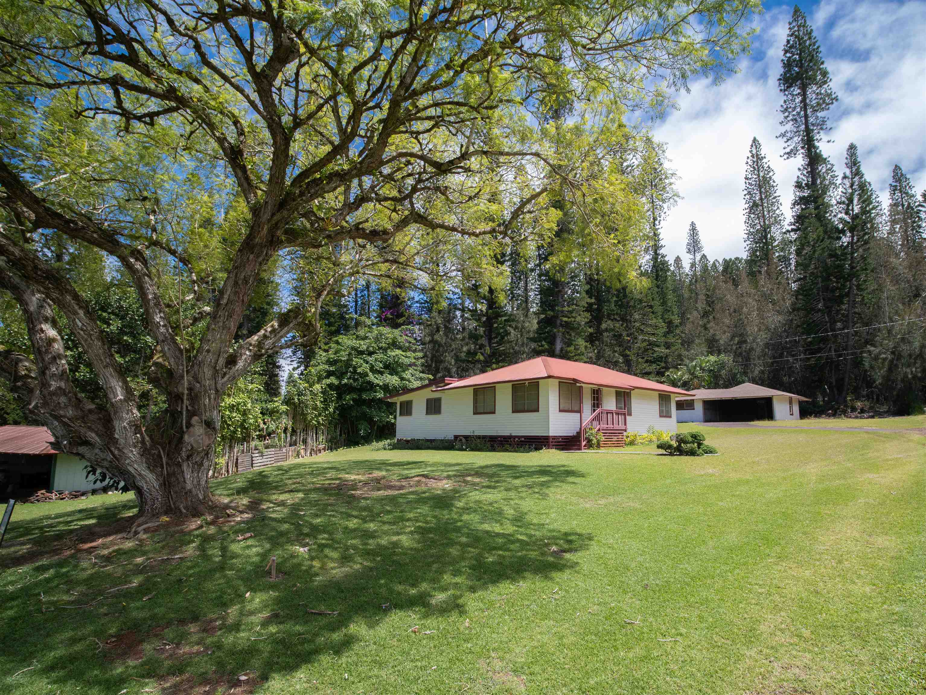 437 Hau Dr