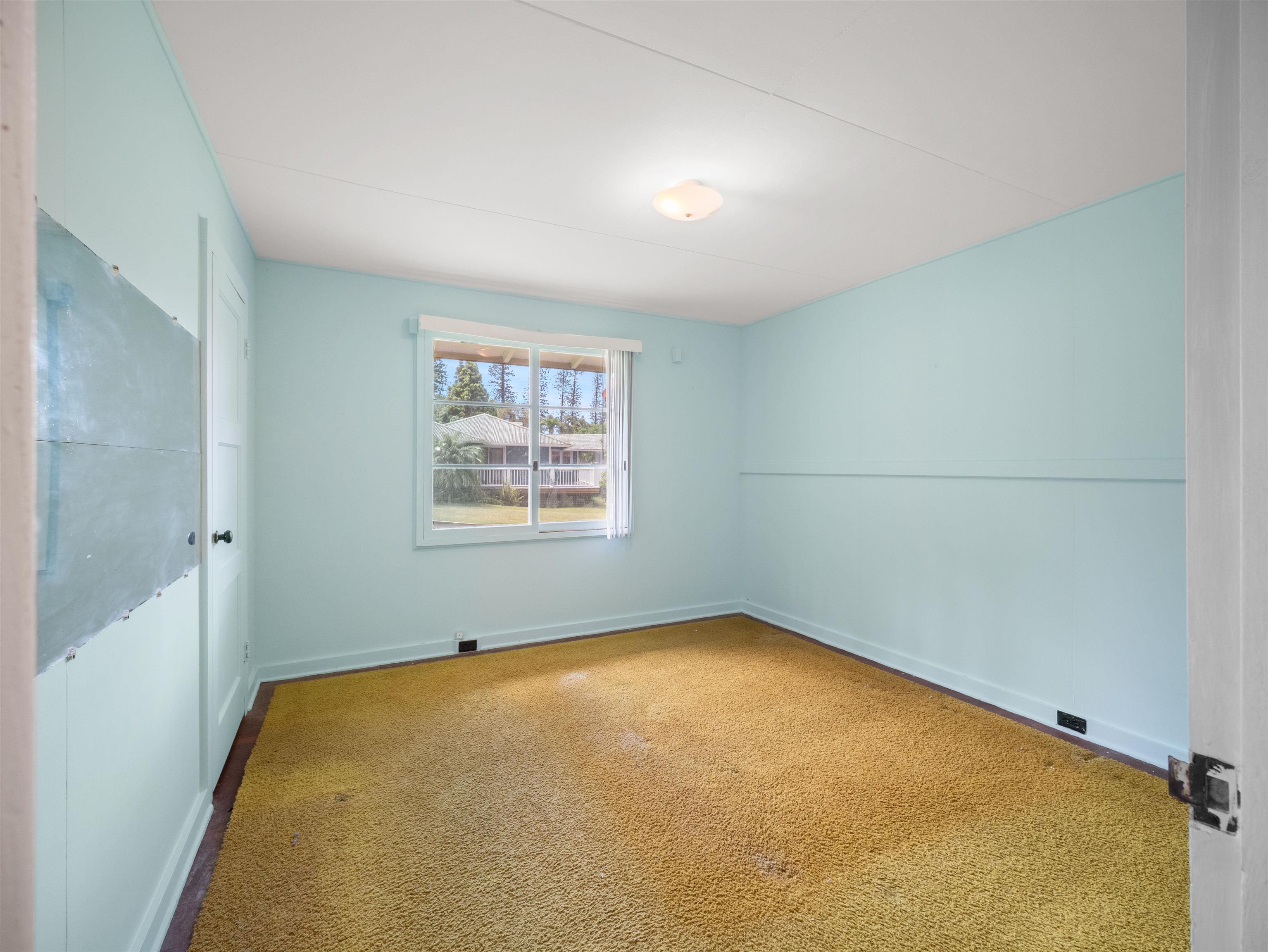 437 Hau Dr