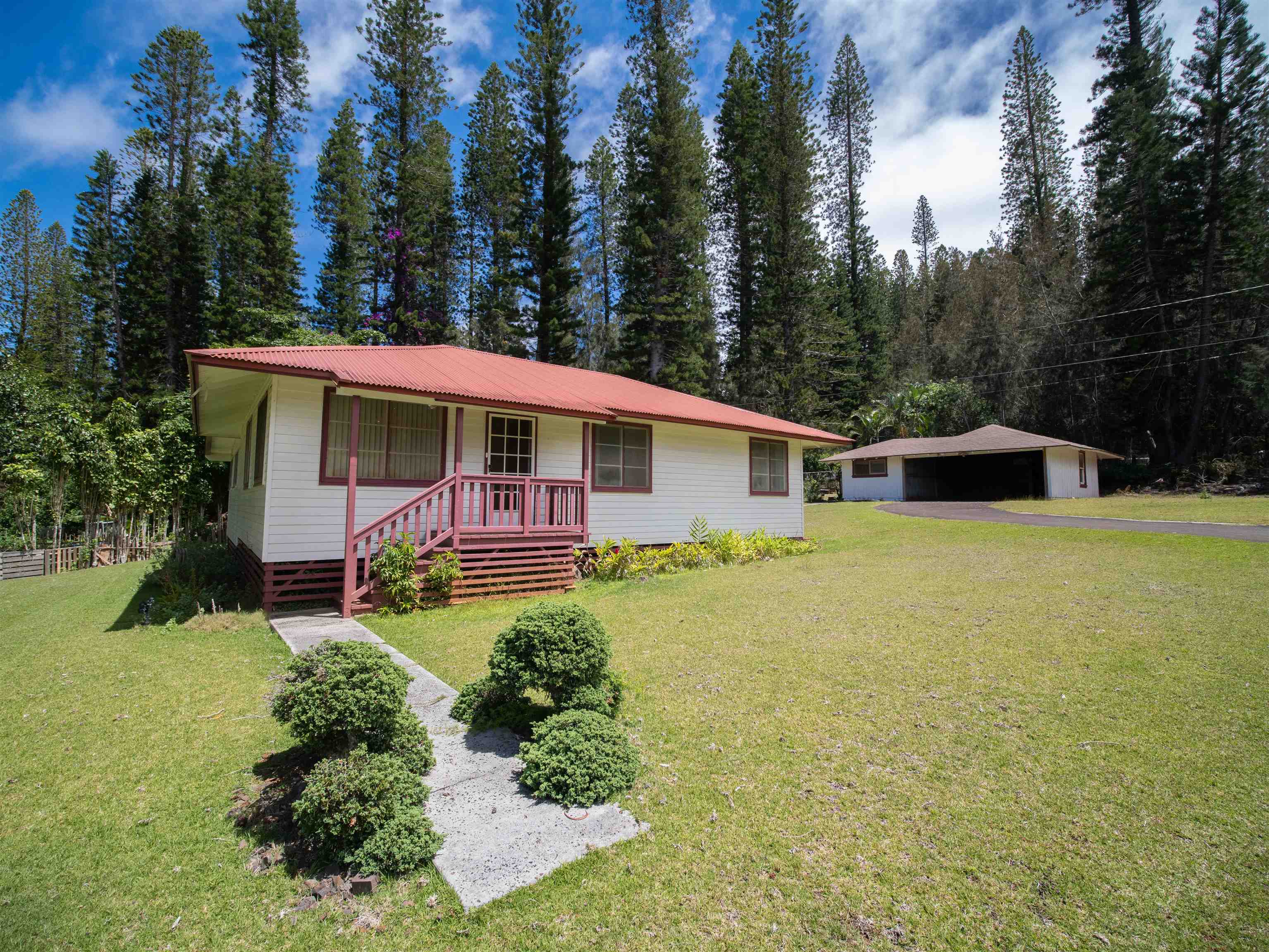 437 Hau Dr