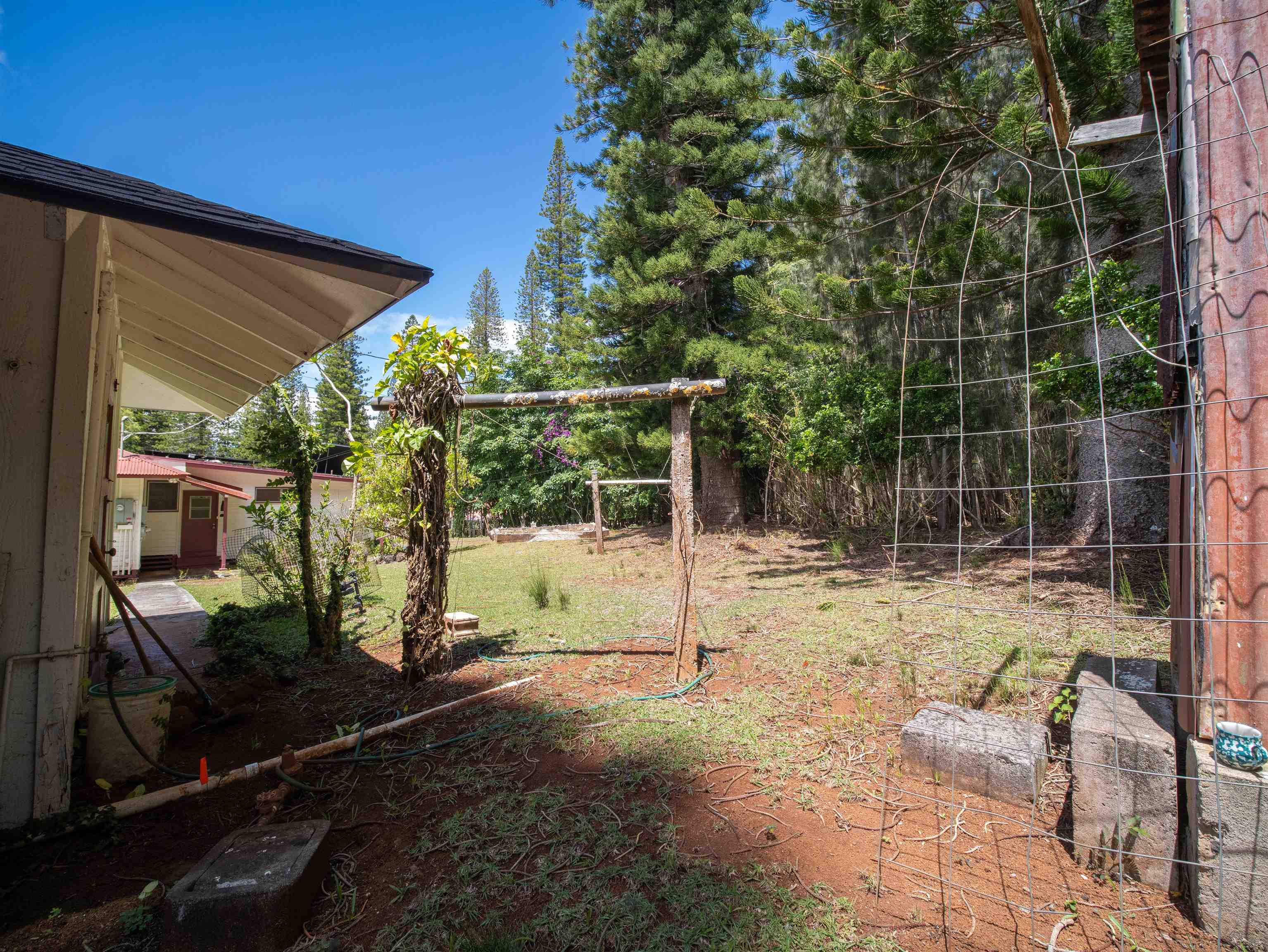 437 Hau Dr