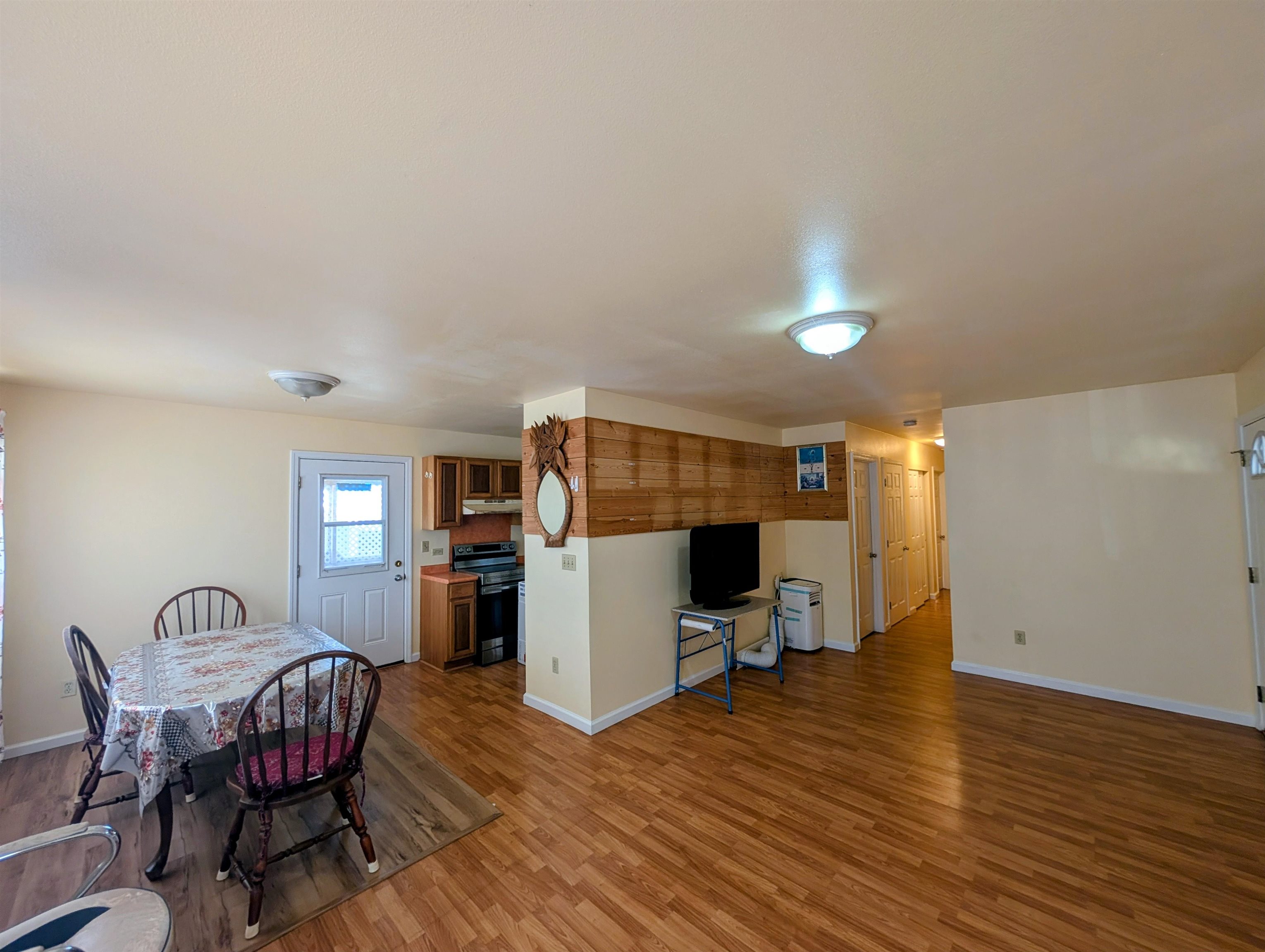325 Gay St