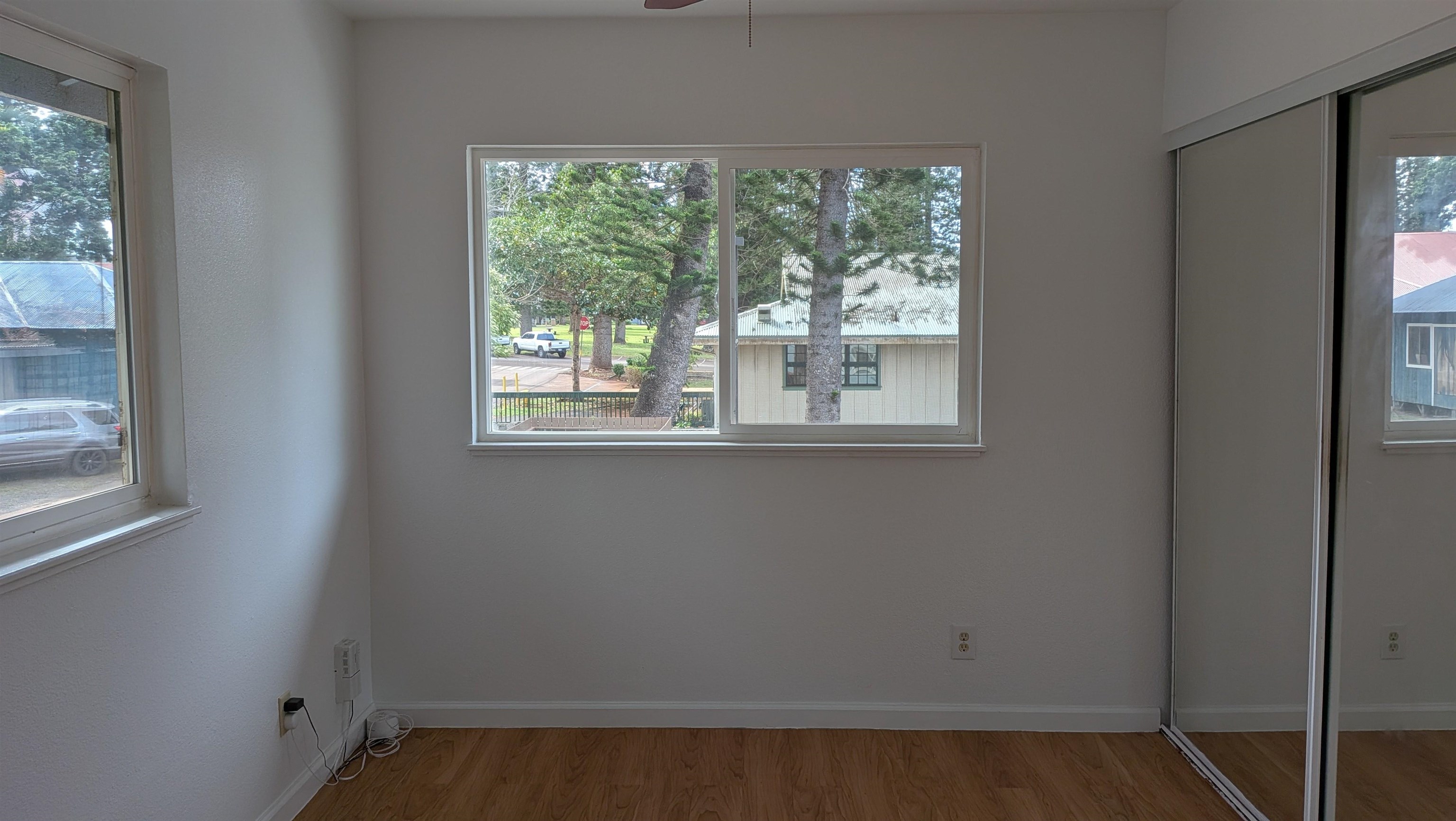 615 GAY St Unit: B 204