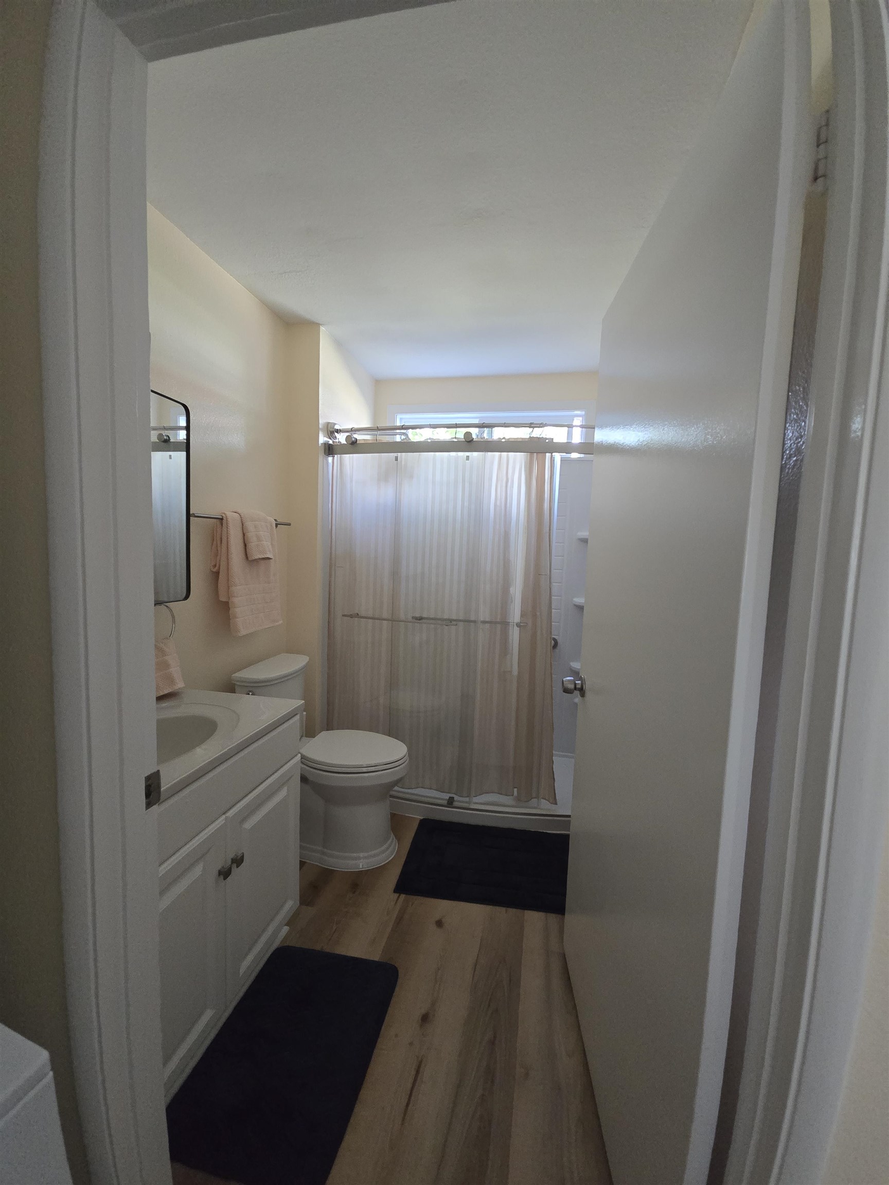 615 Gay St Unit: B102