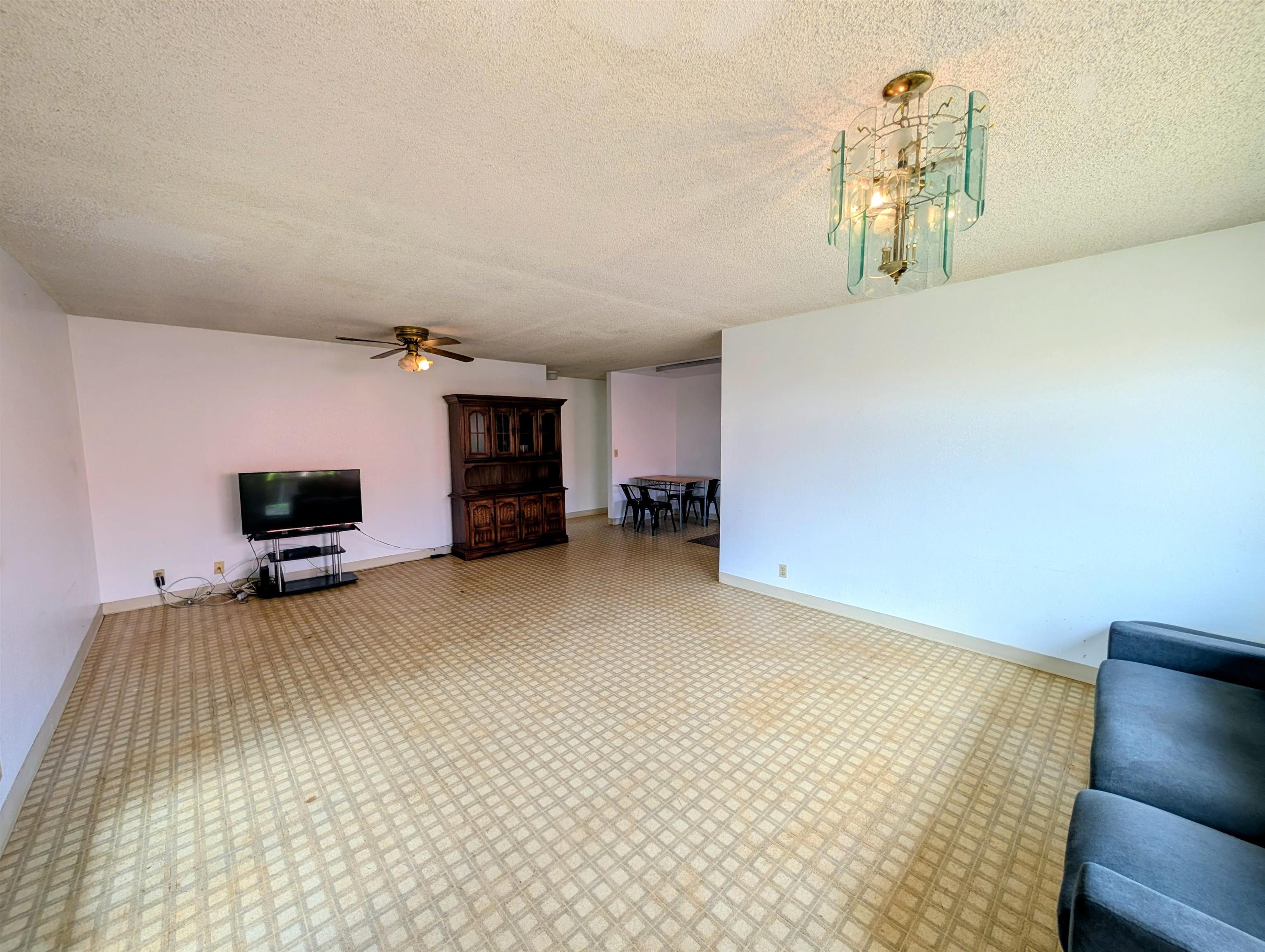 1503 Pakali St