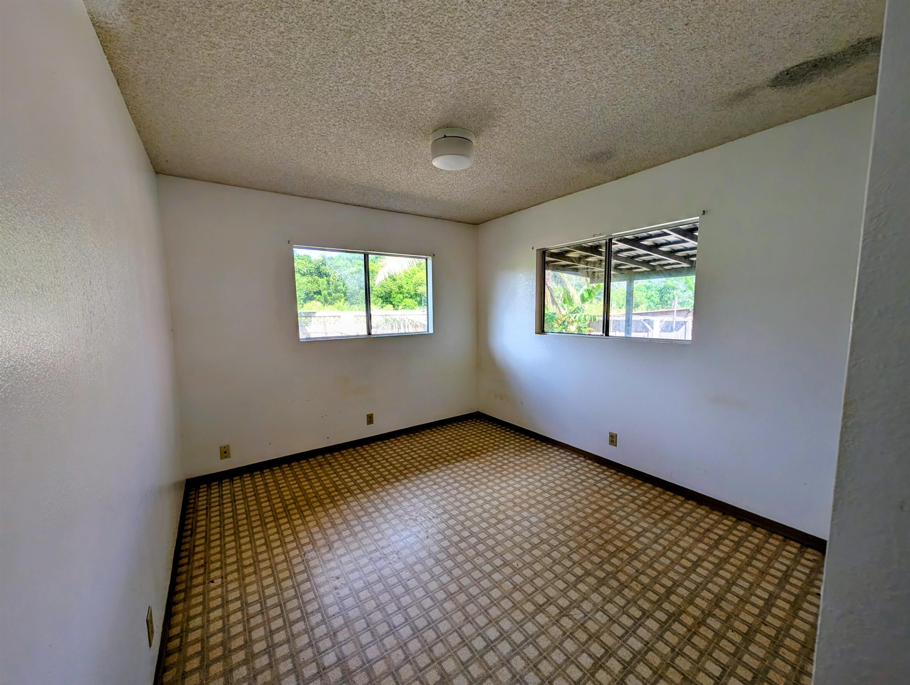 1503 Pakali St