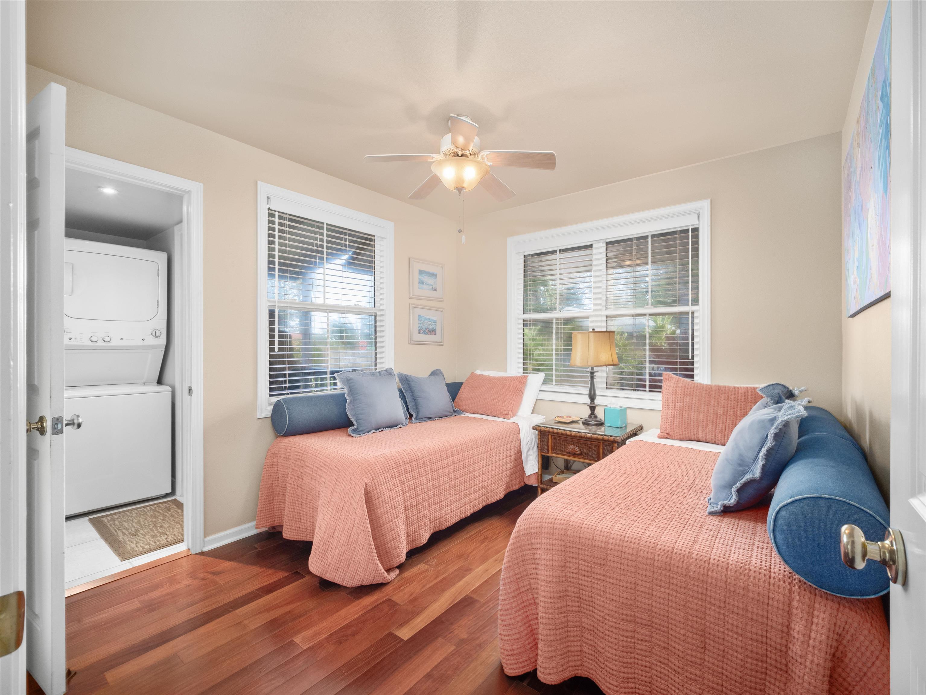 1215 Jasmine Dr