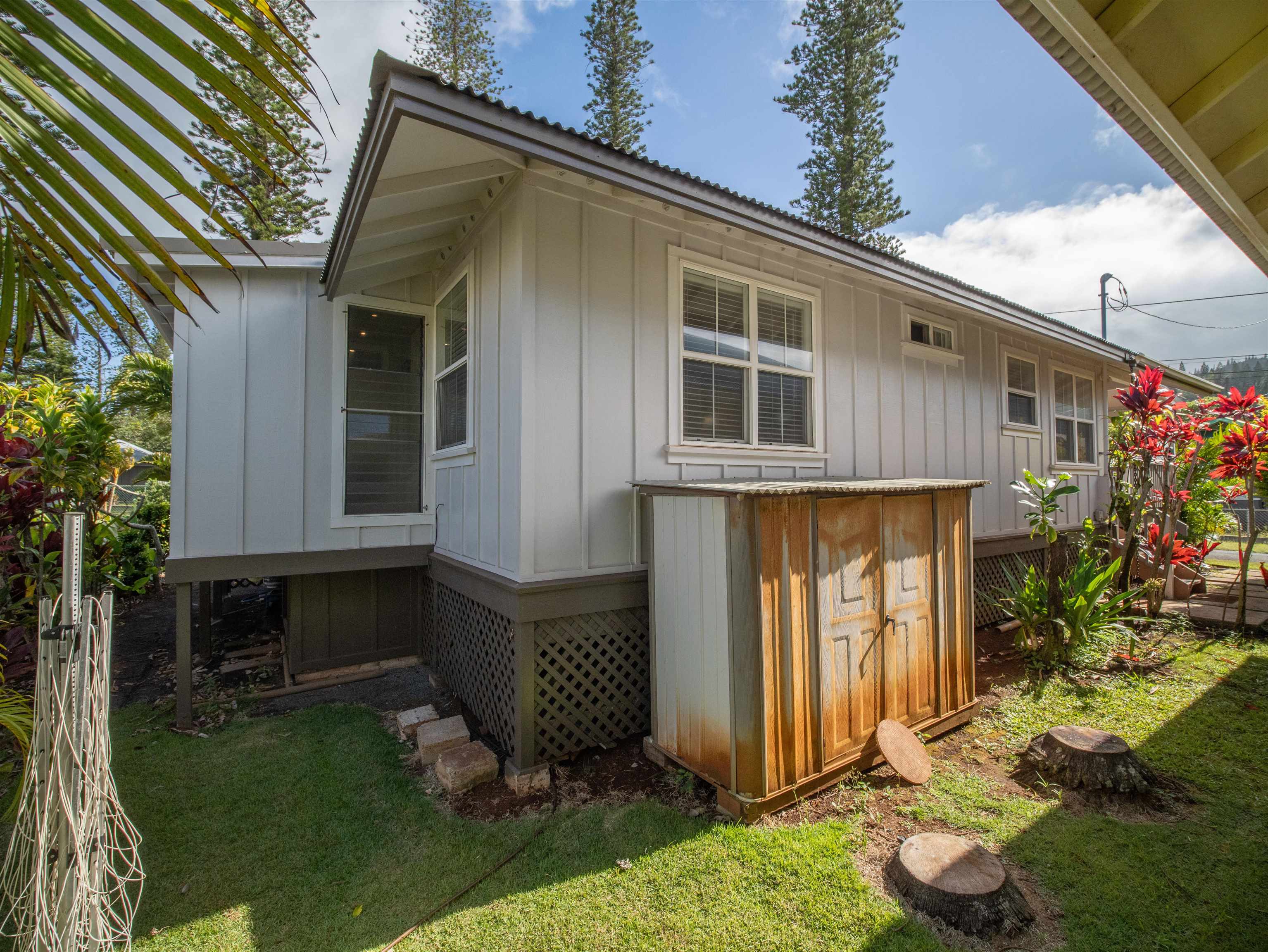 1215 Jasmine Dr