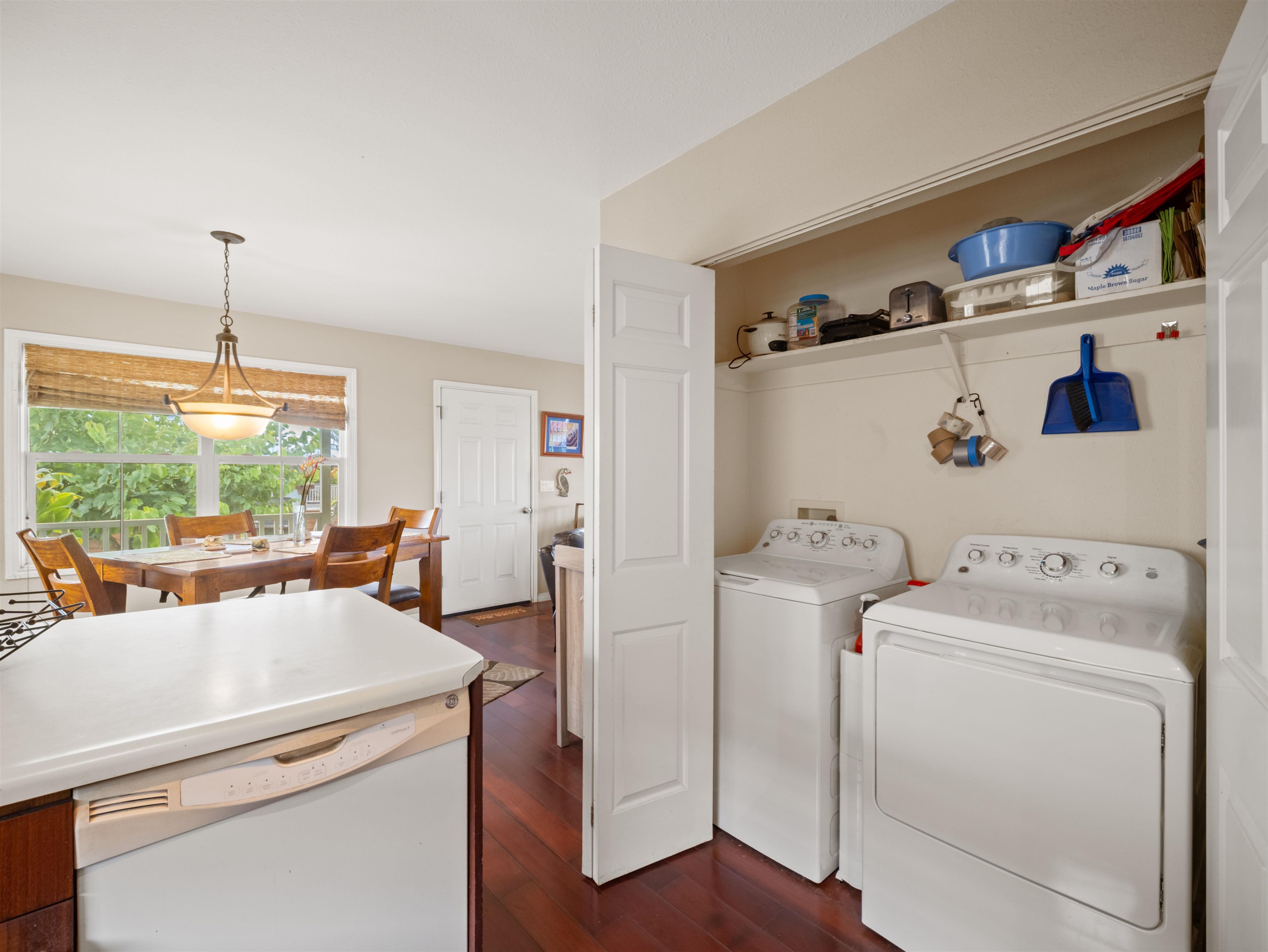 325 Thirteenth St