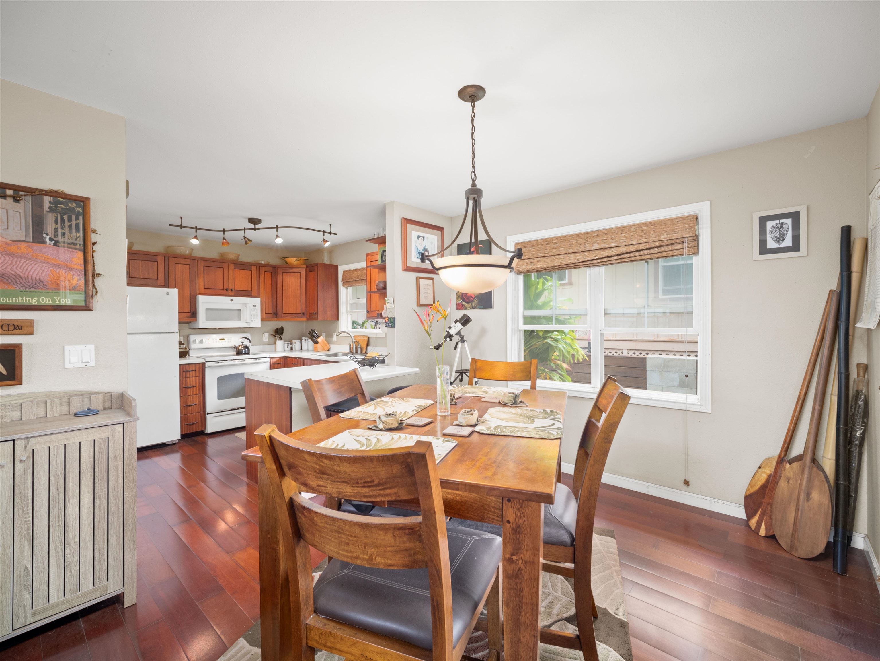 325 Thirteenth St