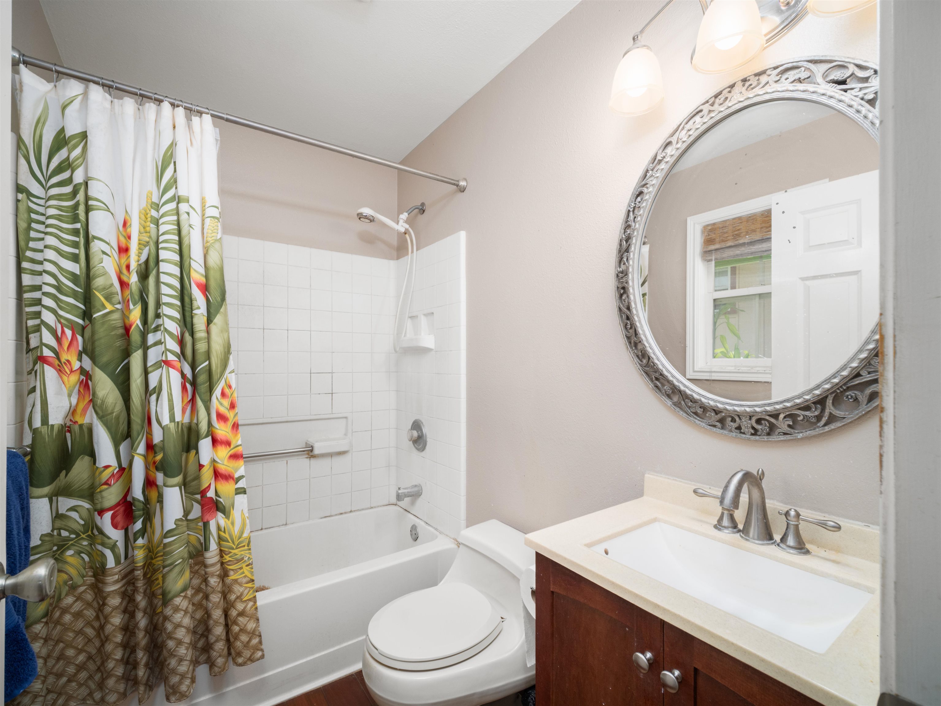 325 Thirteenth St