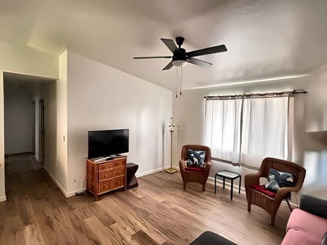 470 ILIAHI St