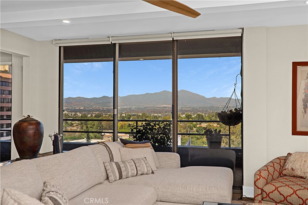 24055 Paseo Del Lago 1062