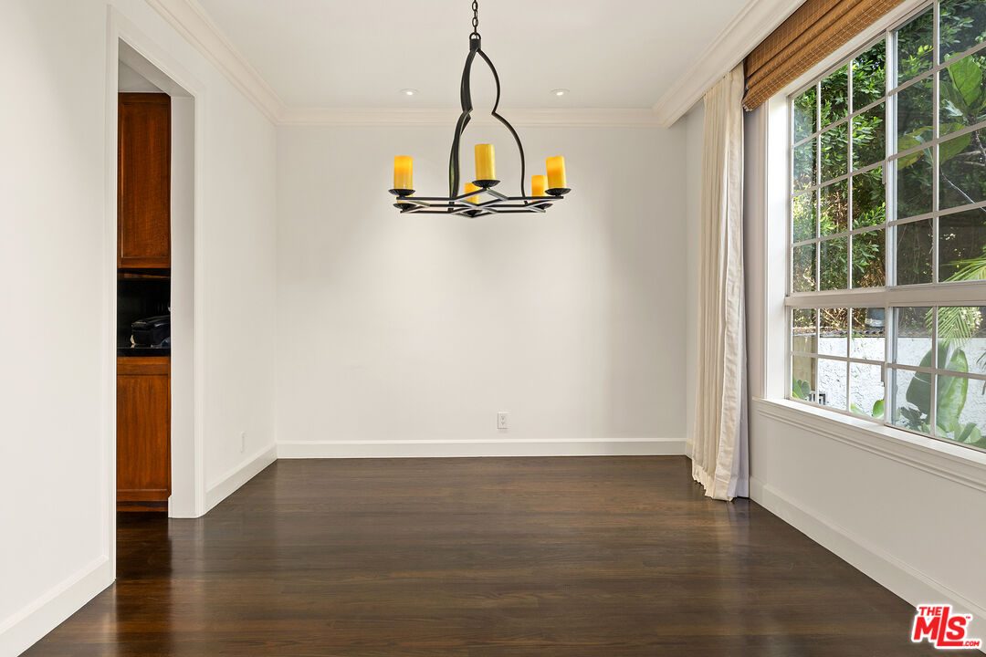 100 N Wetherly Dr Unit: 2C