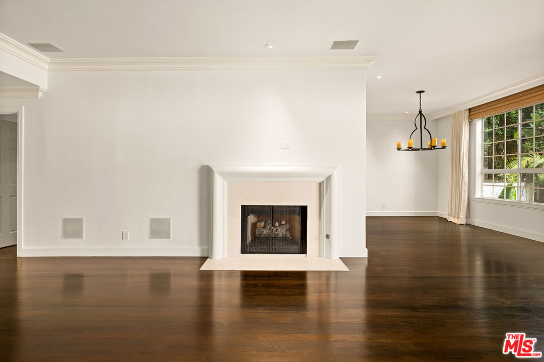 100 N Wetherly Dr Unit: 2C