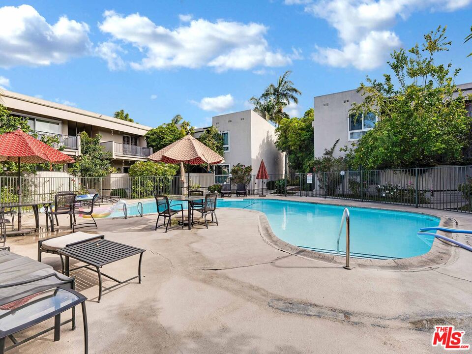 3166 S Sepulveda Blvd Unit: 22