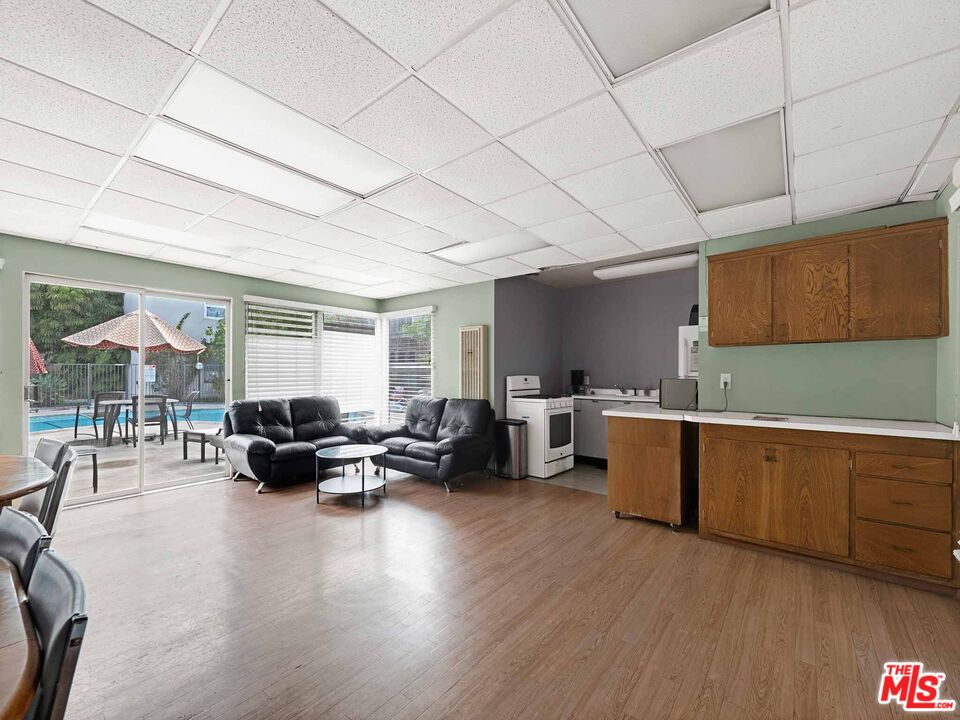 3166 S Sepulveda Blvd Unit: 22