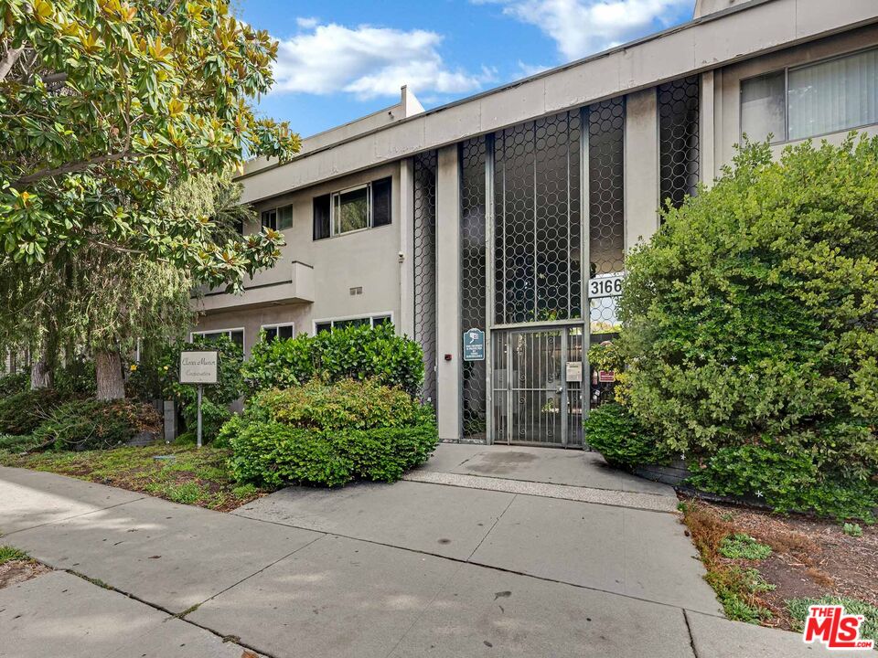 3166 S Sepulveda Blvd Unit: 22