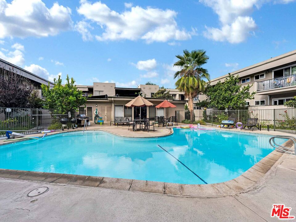 3166 S Sepulveda Blvd Unit: 22