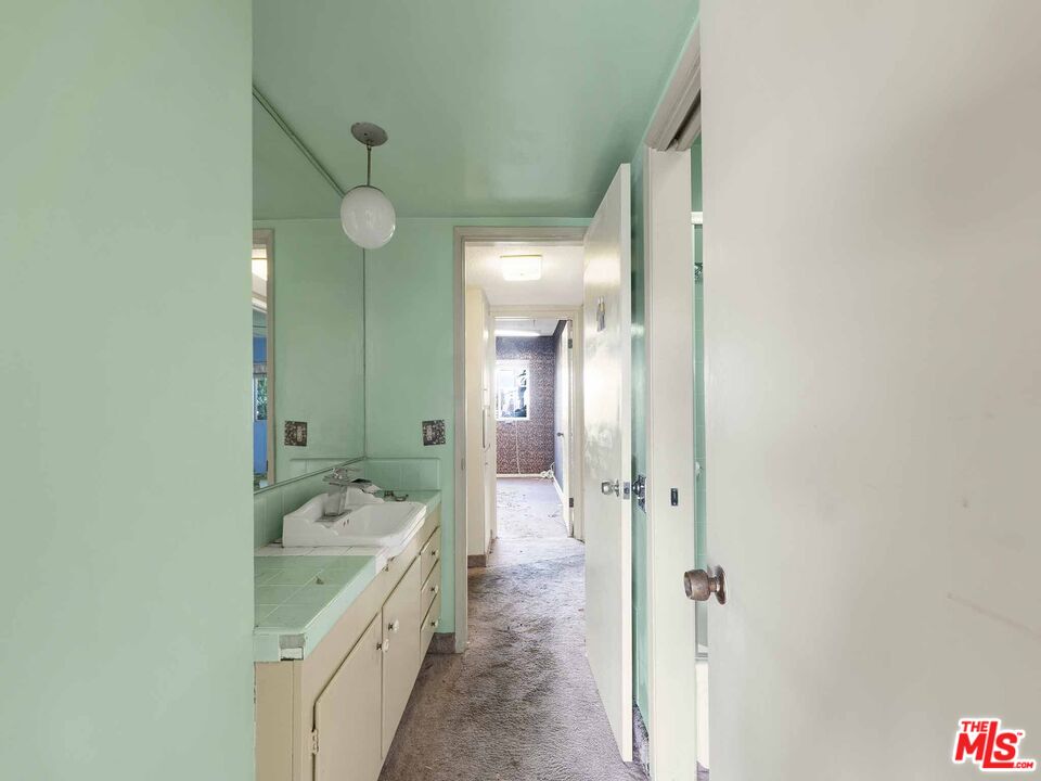 3166 S Sepulveda Blvd Unit: 22