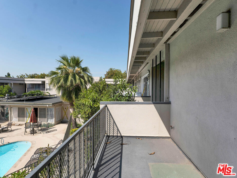 3166 S Sepulveda Blvd Unit: 22