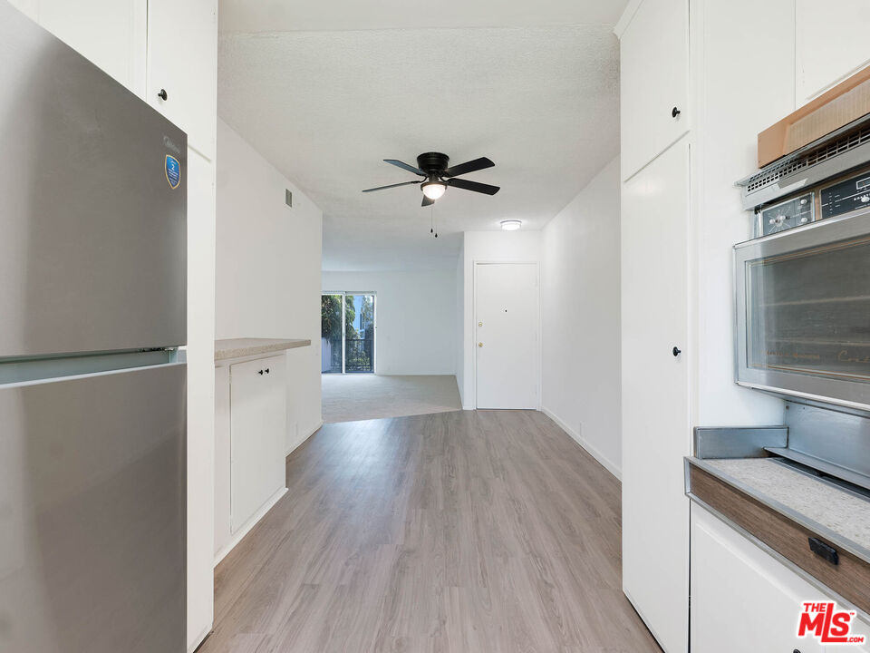 3166 S Sepulveda Blvd Unit: 22
