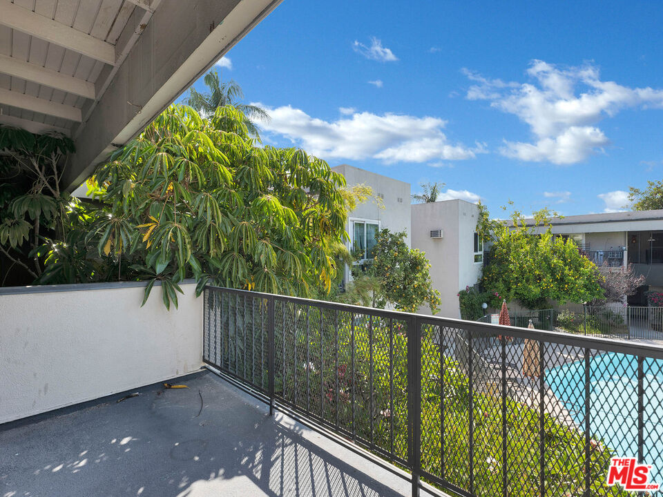 3166 S Sepulveda Blvd Unit: 22